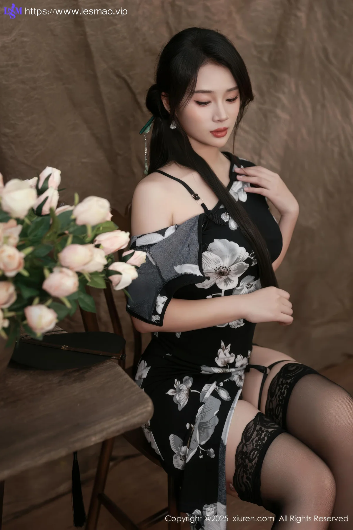 XiuRen 秀人 No.10655 南乔 黑色旗袍紫色情趣内衣 - 36