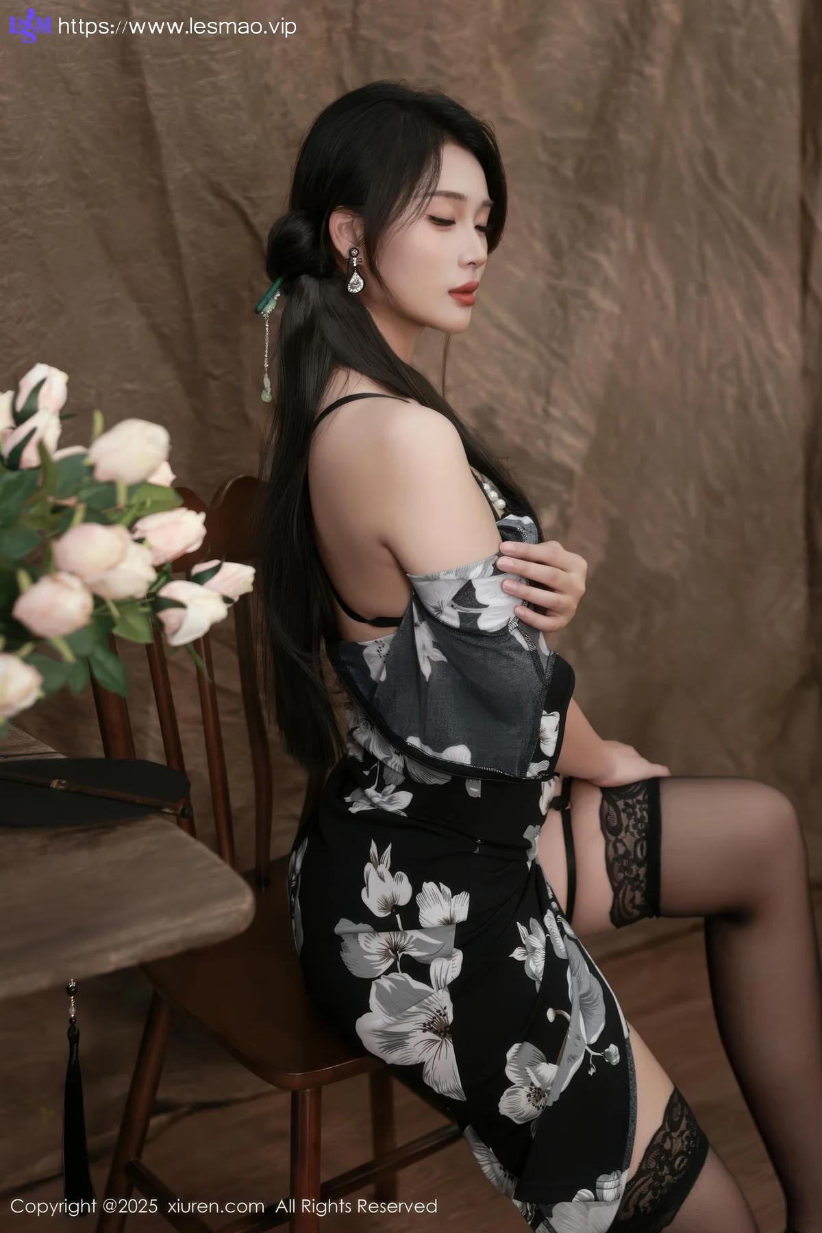 XiuRen 秀人 No.10655 南乔 黑色旗袍紫色情趣内衣 - 38