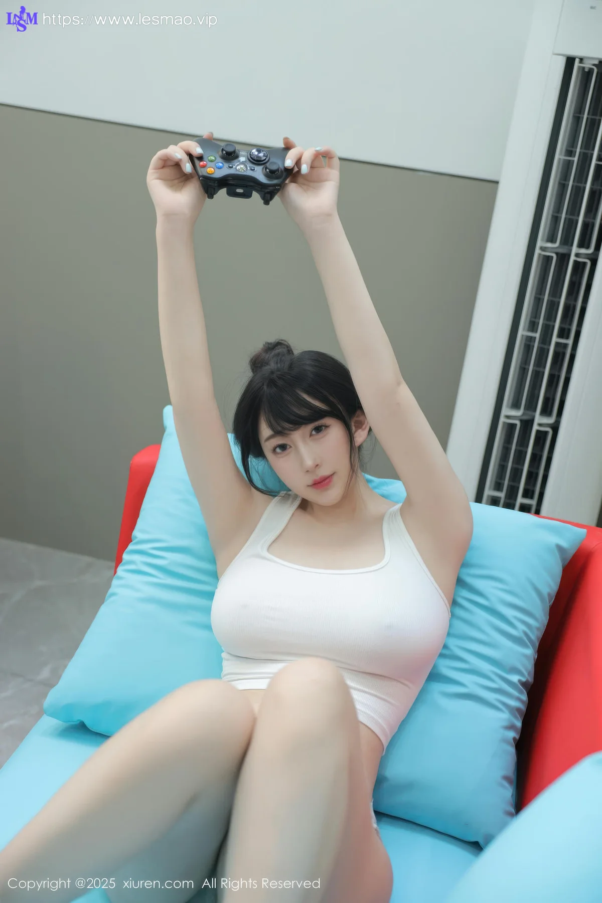 XiuRen 秀人 No.10676 李沁恩lrene 白色T恤居家服 - 14