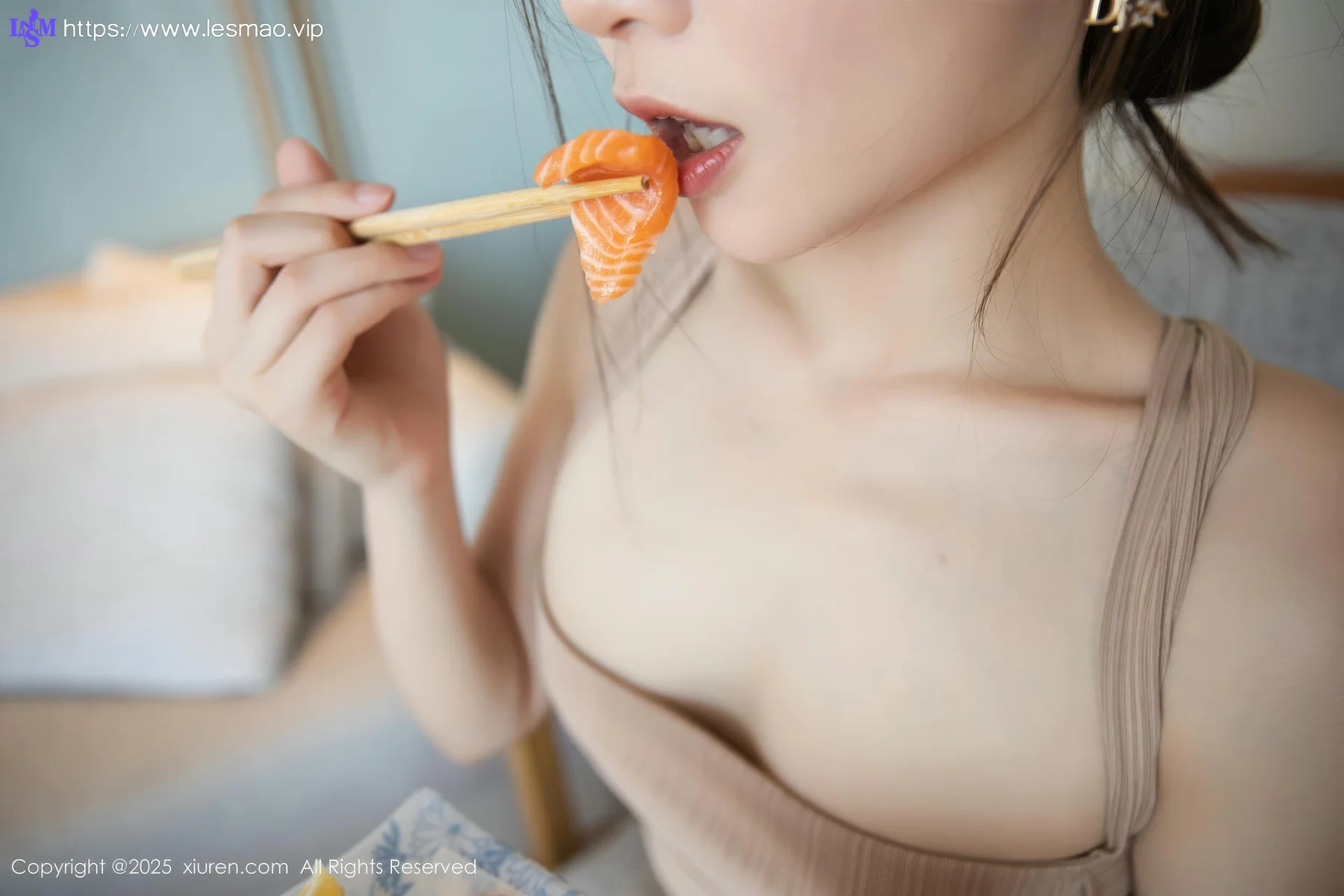 XiuRen 秀人 No.10678 刘婷婷 肉色连衣裙 - 11
