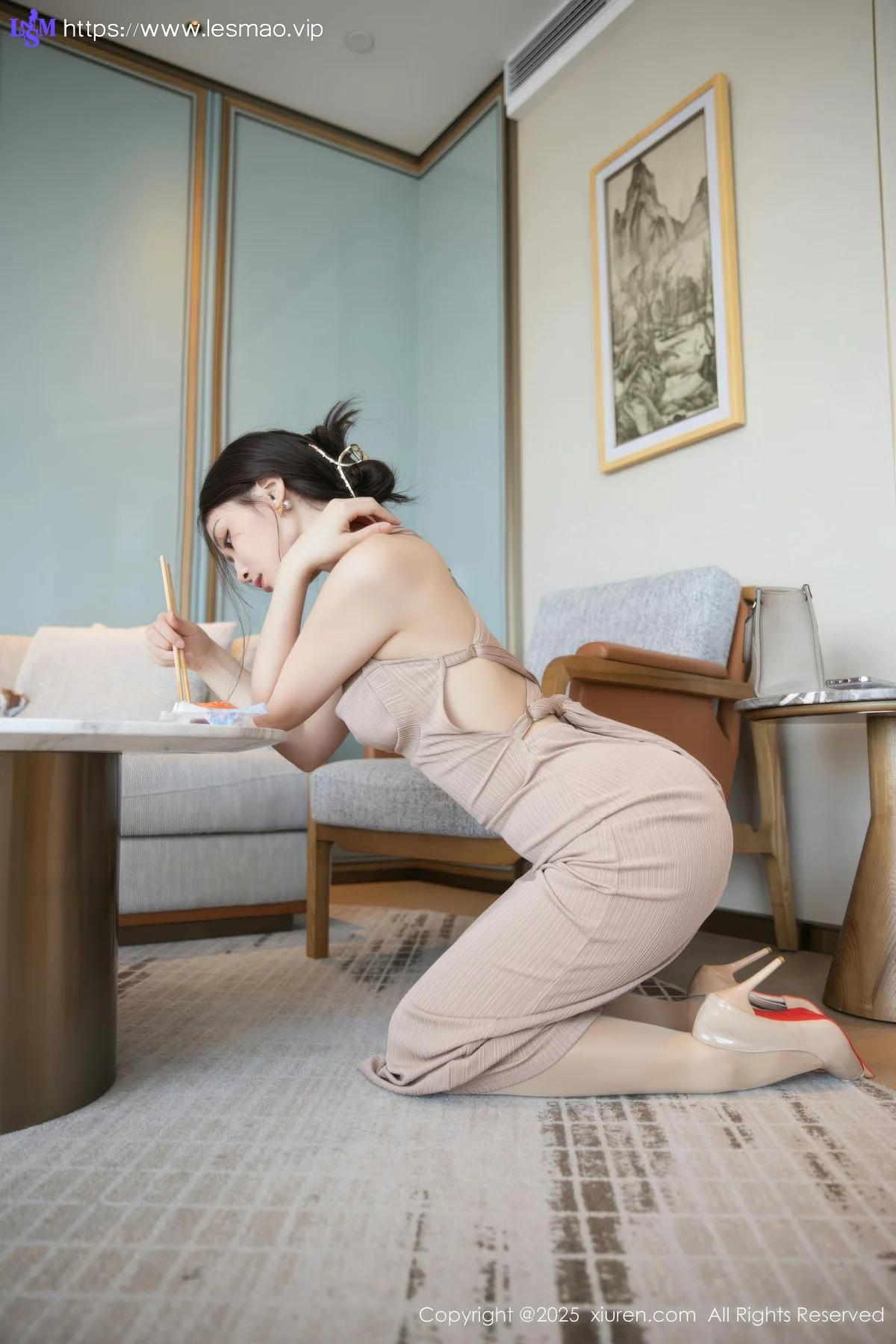 XiuRen 秀人 No.10678 刘婷婷 肉色连衣裙 - 13