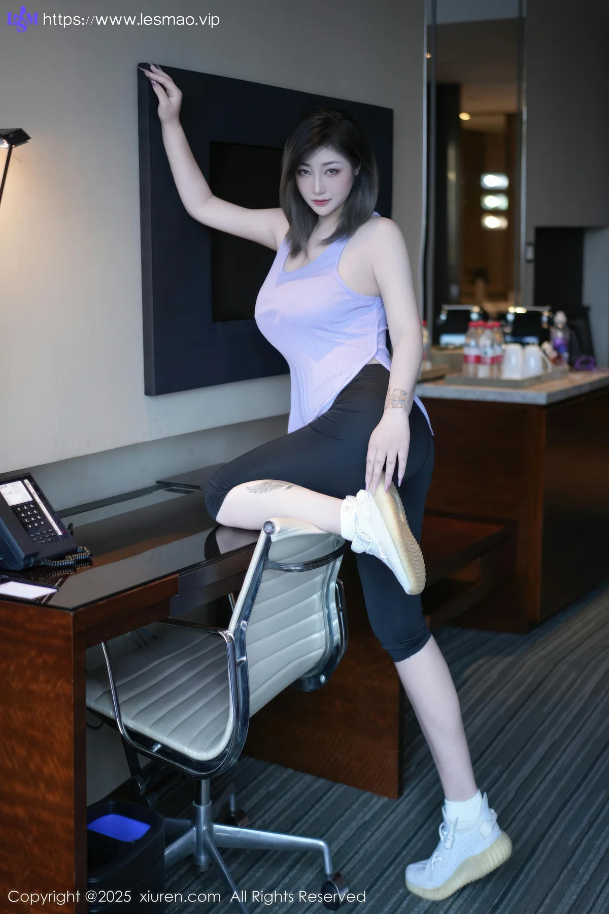 XiuRen 秀人 No.10682 妲己Toxic 紫灰色上衣运动美女 - 11