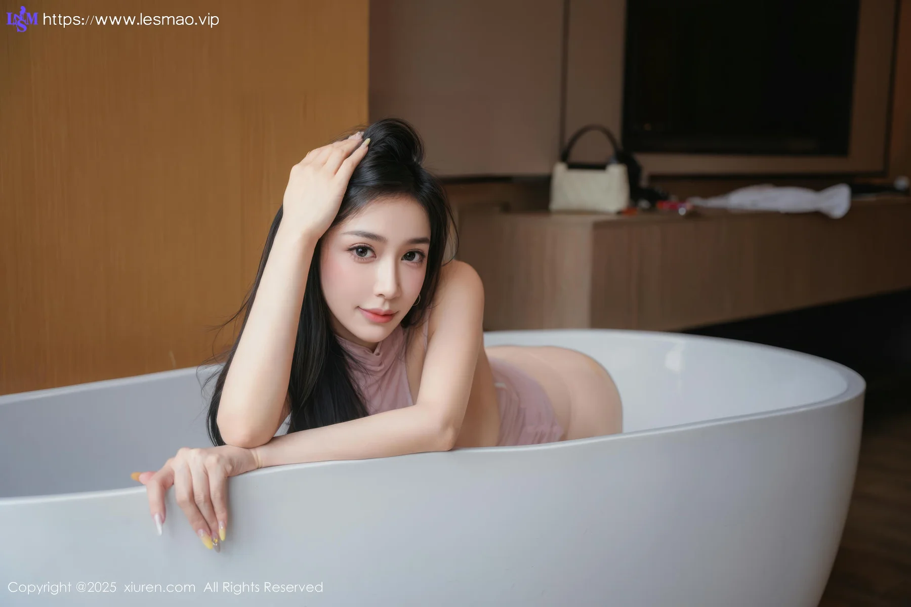 XiuRen 秀人 No.10689 小阿娇Gill 紫色连衣短裙 - 50