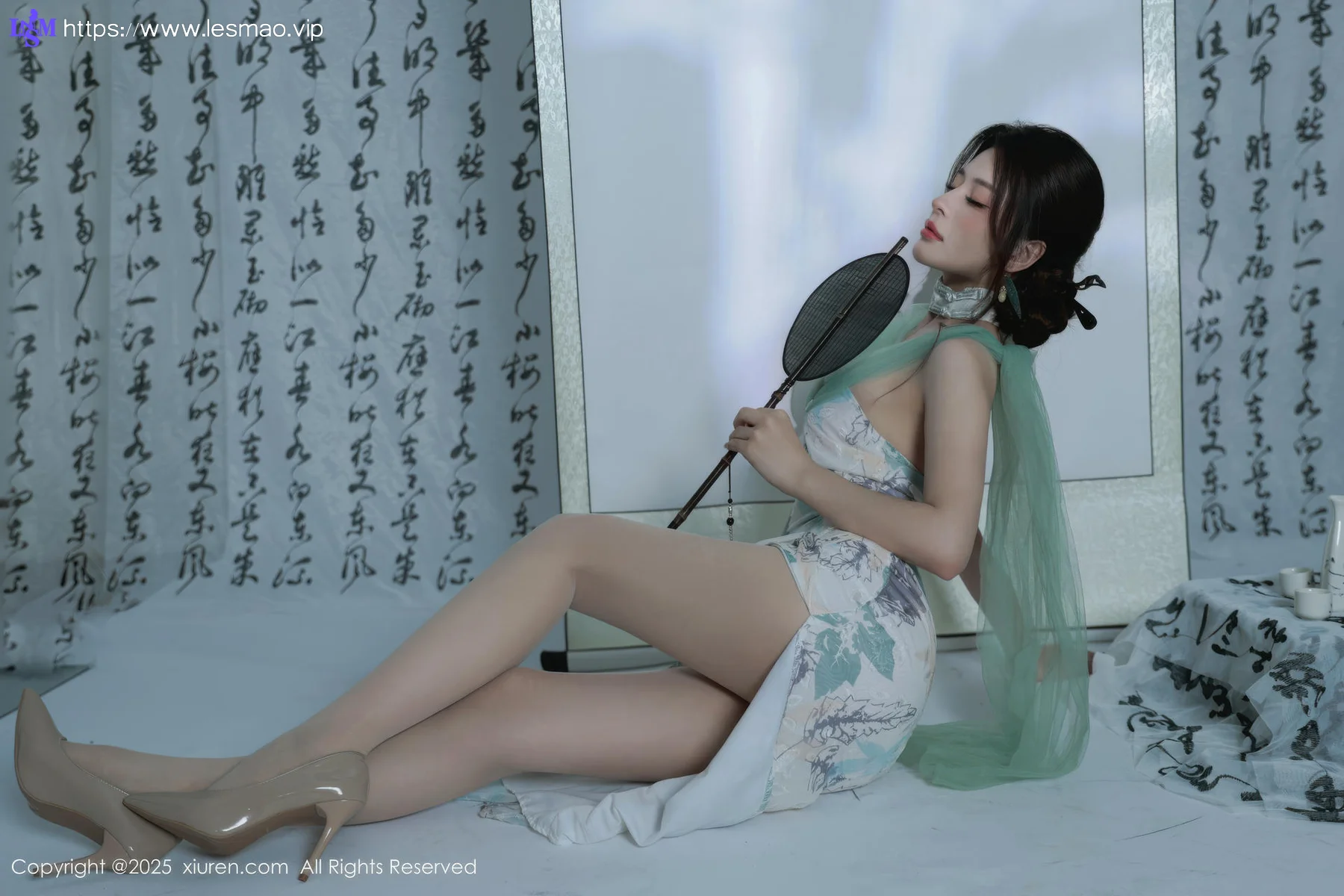 XiuRen 秀人 No.10694 阿依莎  浅色古风服饰 - 33