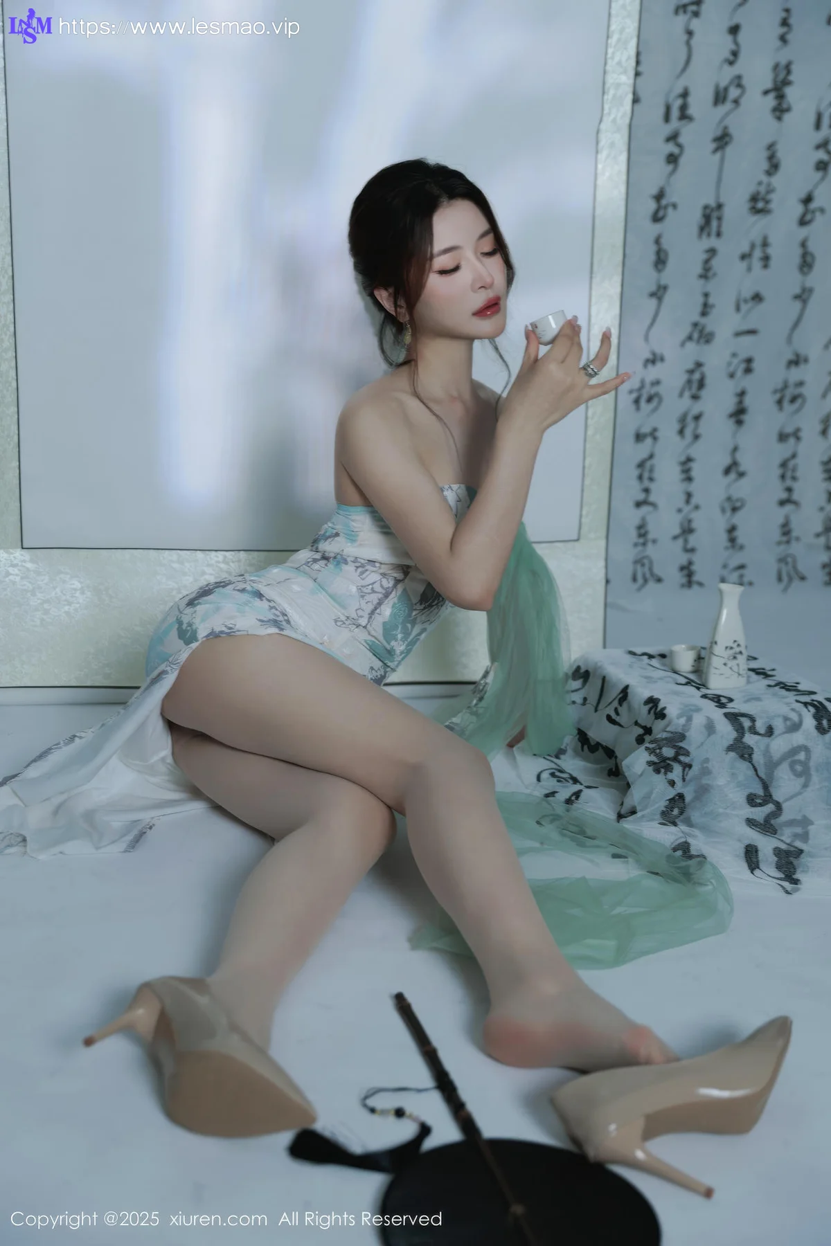 XiuRen 秀人 No.10694 阿依莎  浅色古风服饰 - 39
