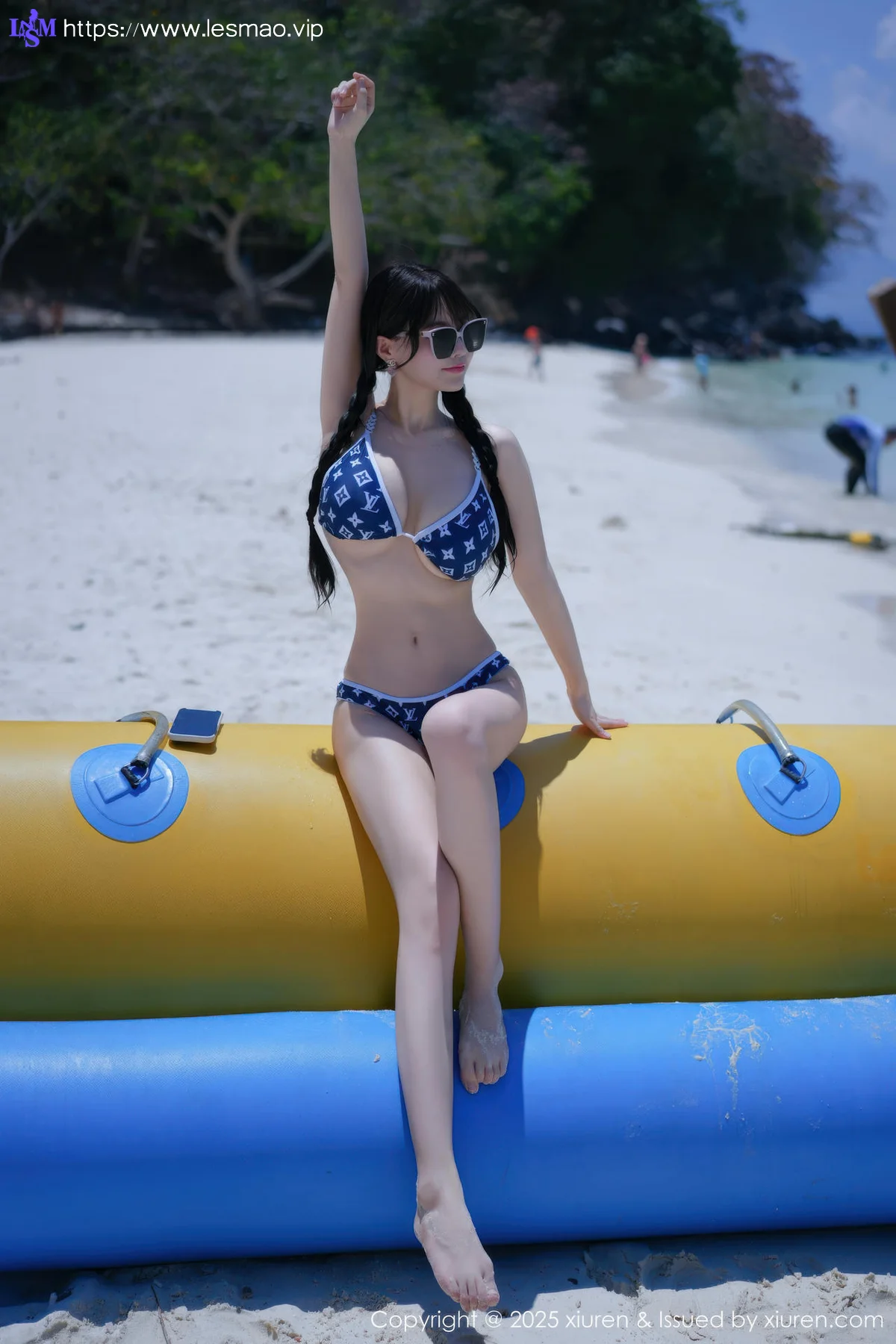 XiuRen 秀人 No.10699 心上可Flora 比基尼情趣旅拍 - 27