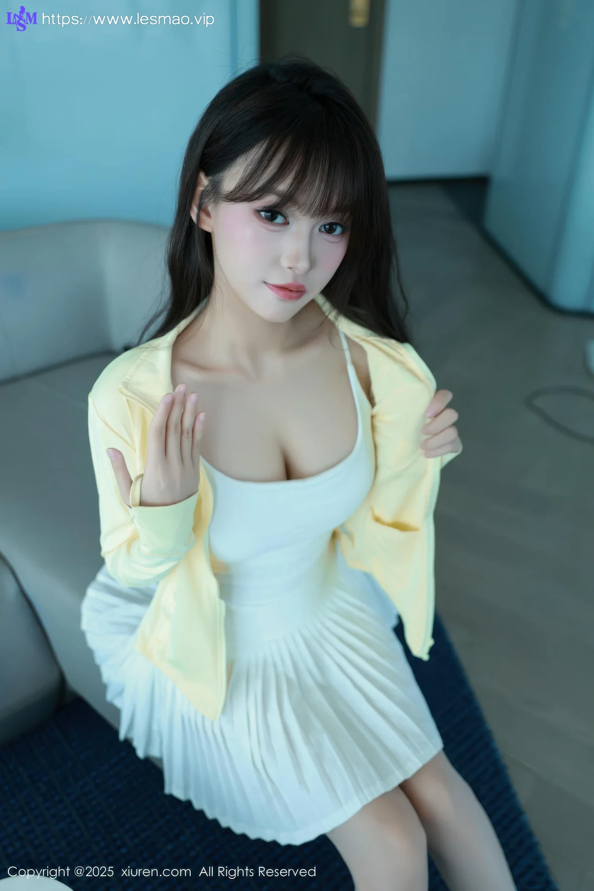 XiuRen 秀人 No.10702 糯咪 白色短裙白色丝袜 - 22