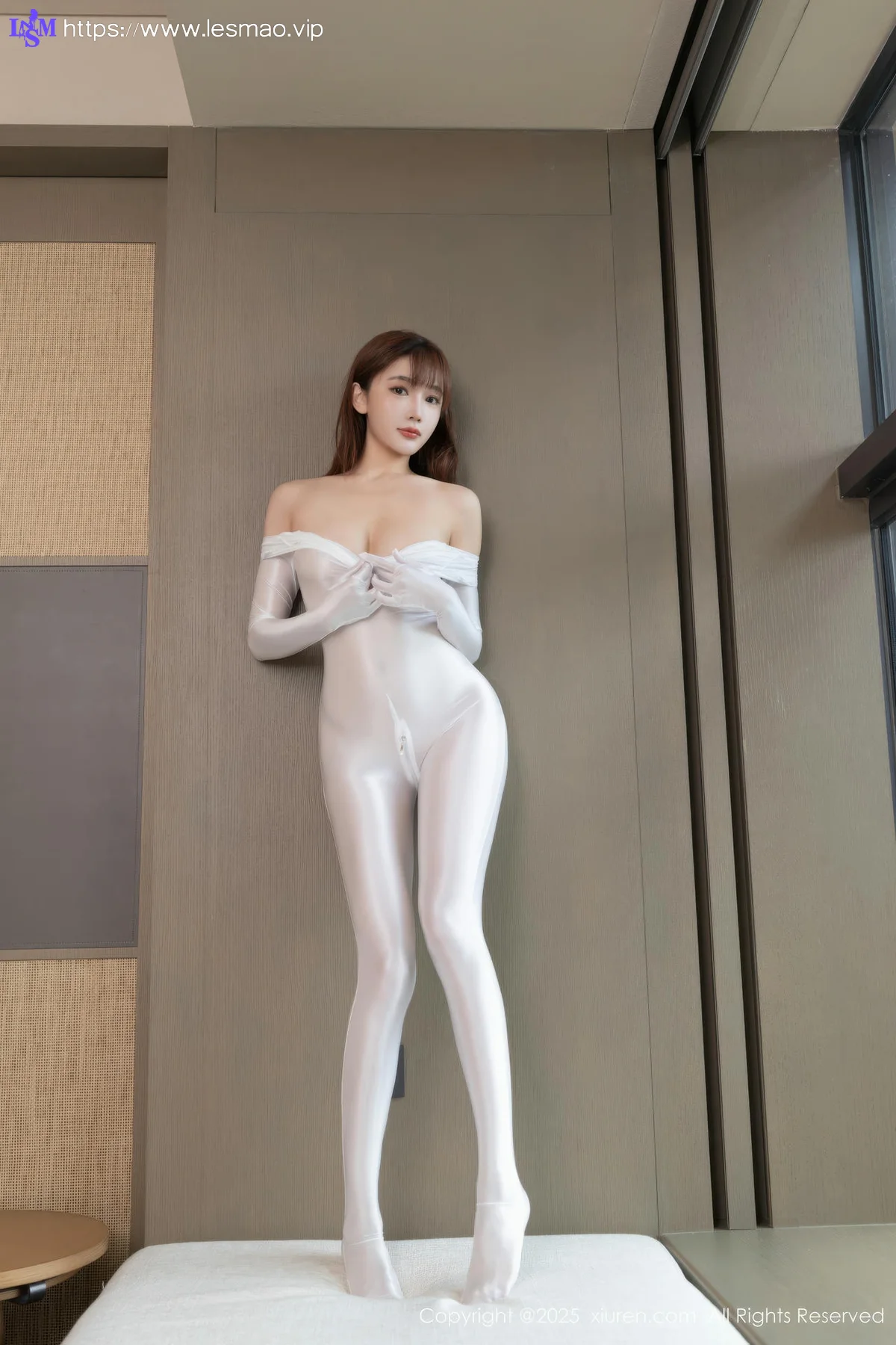 XiuRen 秀人 No.10704 陆萱萱 性感白旗袍 - 29