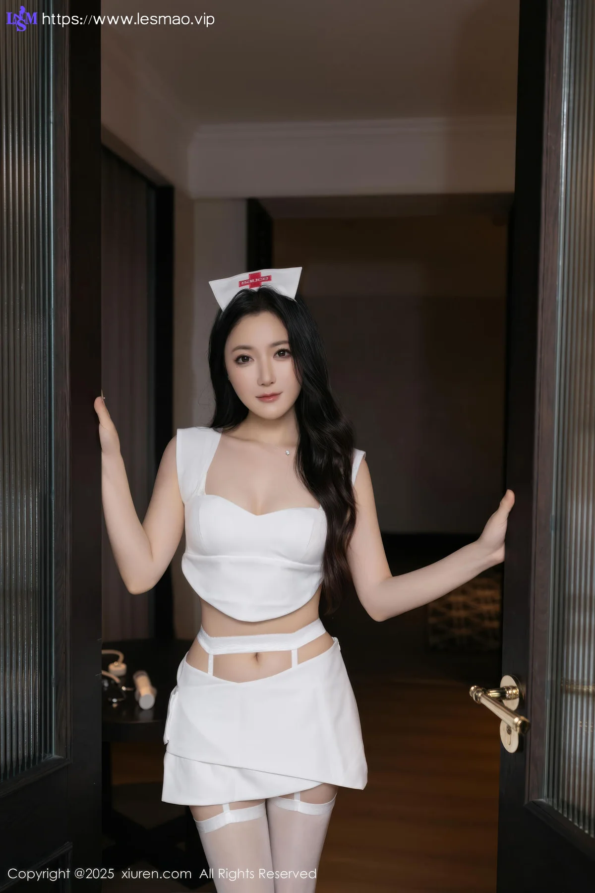 XiuRen 秀人 No.10711 鱼子酱Fish 白色护士制服 - 11