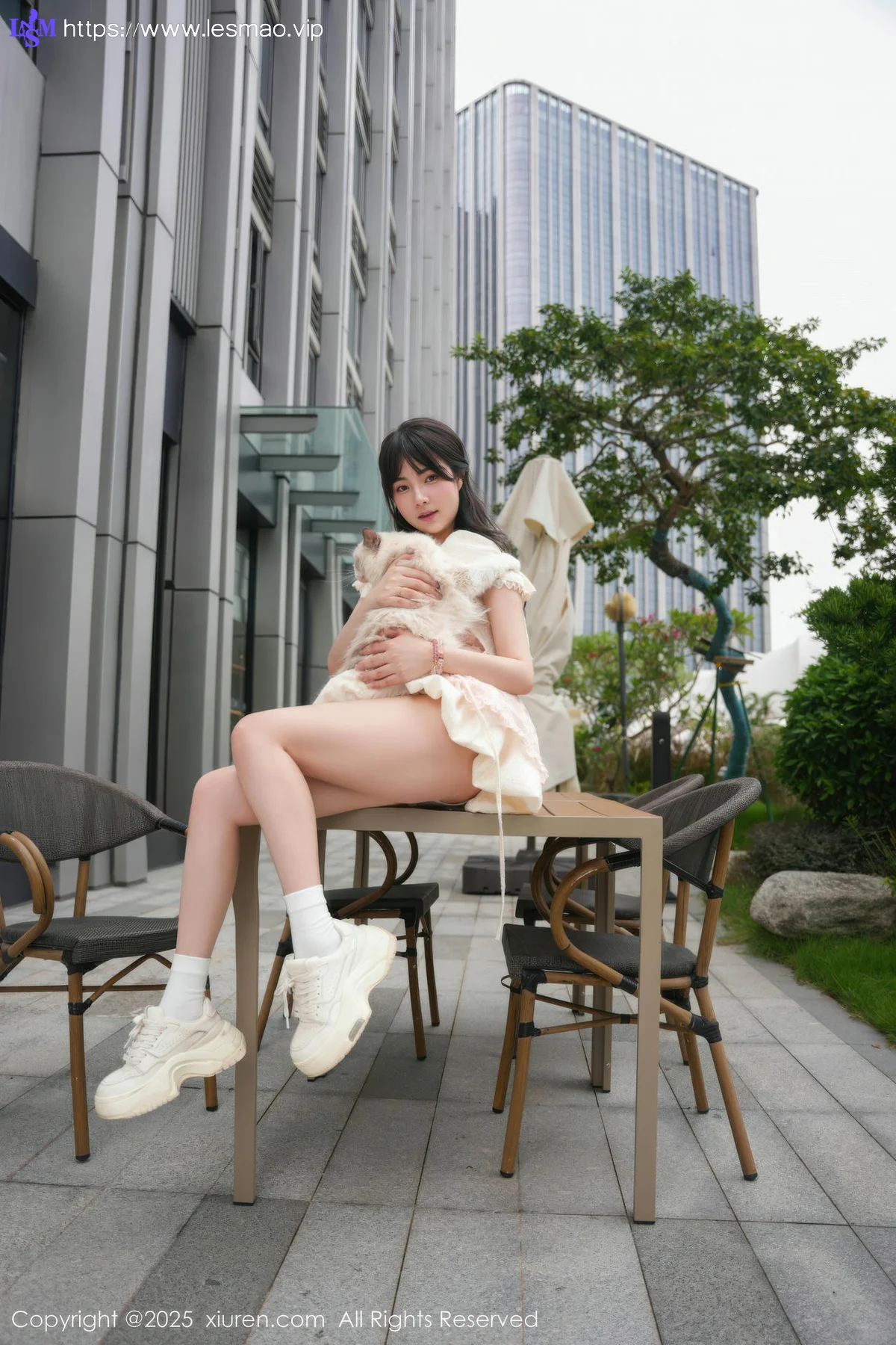 XiuRen 秀人 No.10734 软情 气质美女性感写真 - 24