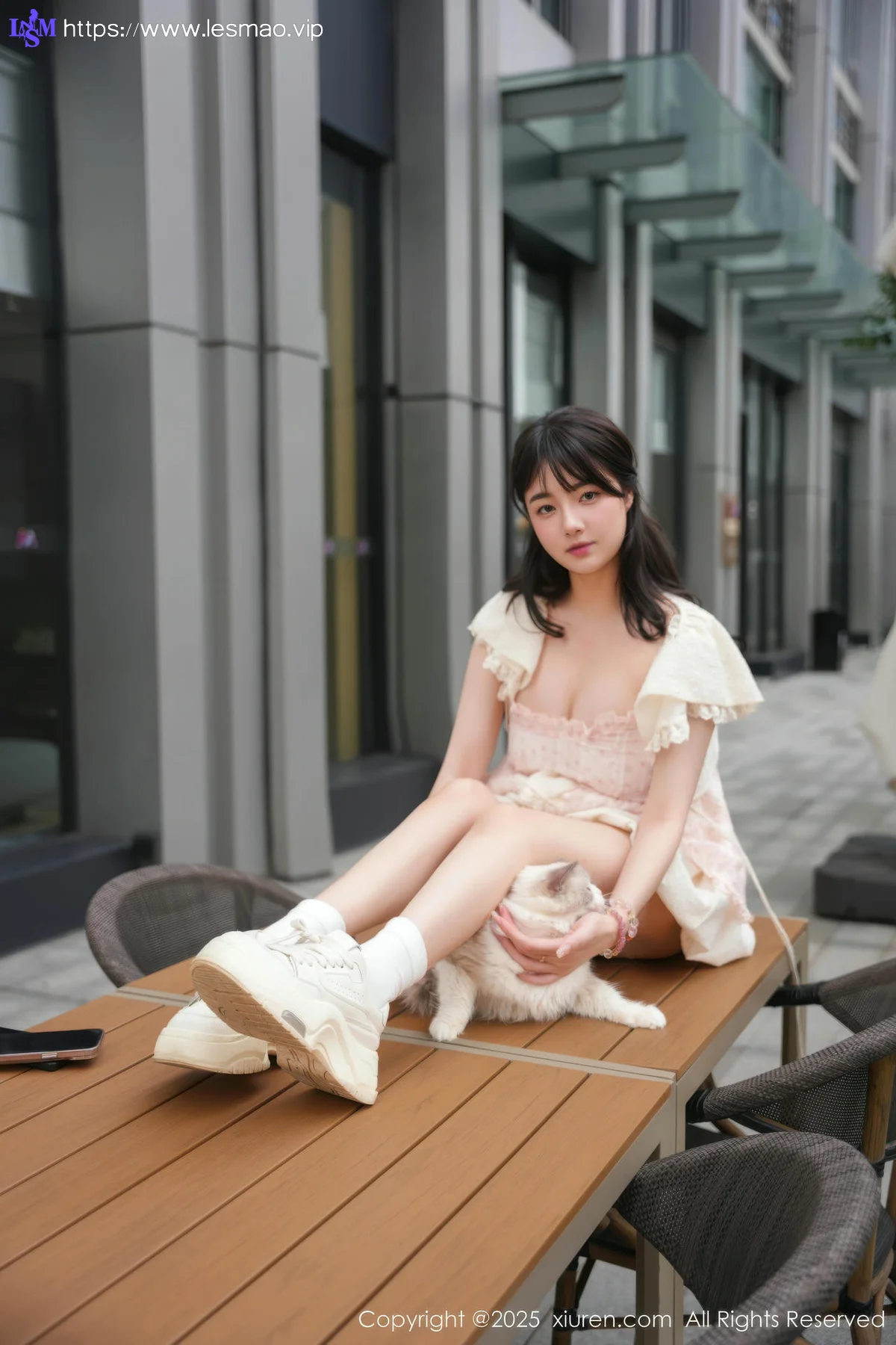 XiuRen 秀人 No.10734 软情 气质美女性感写真 - 28