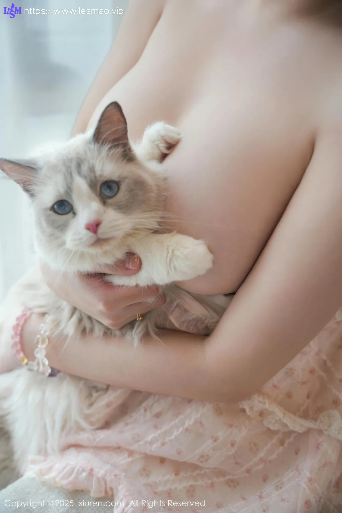 XiuRen 秀人 No.10734 软情 气质美女性感写真 - 41