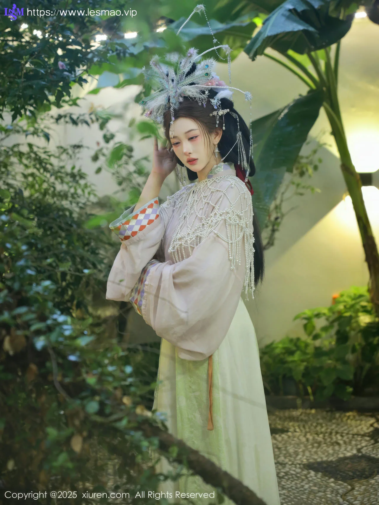 XiuRen 秀人 No.10736 金允希Yuki 女儿国国王主题 - 8