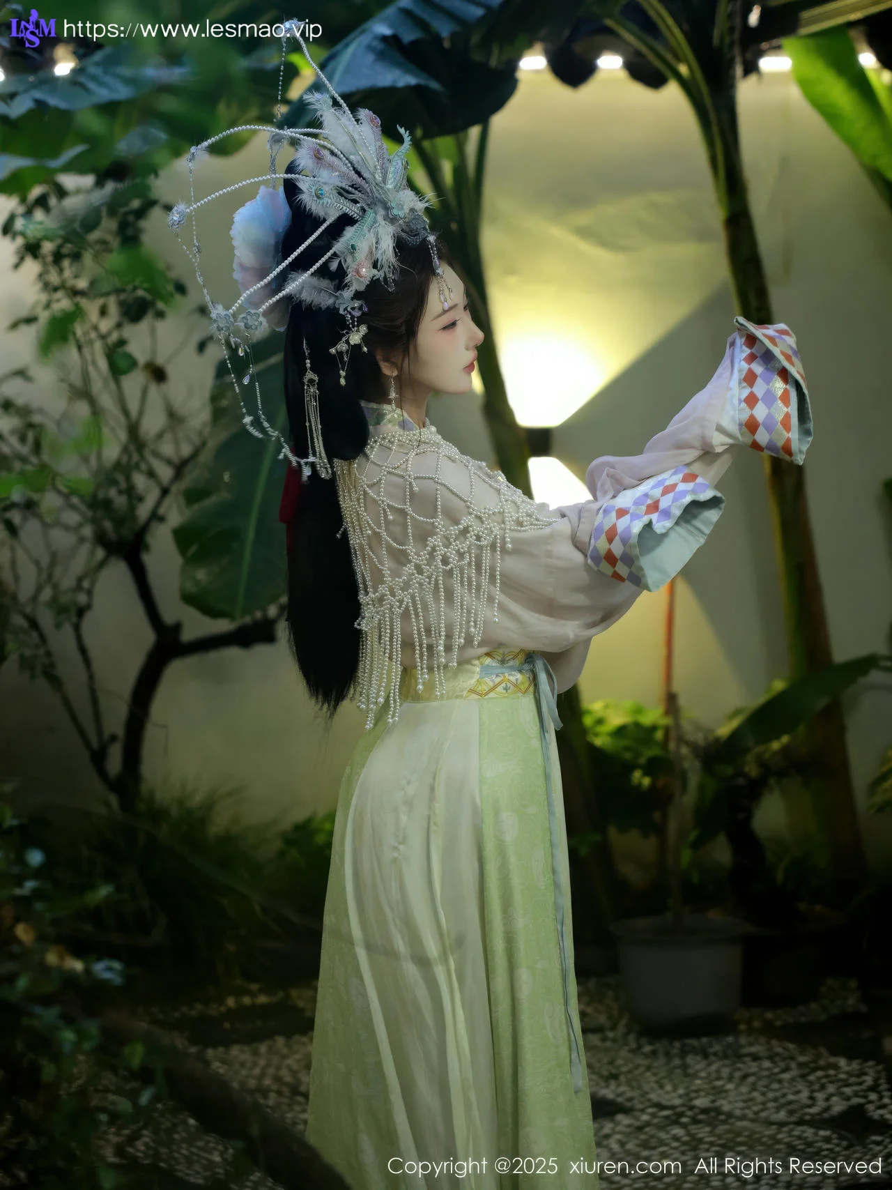 XiuRen 秀人 No.10736 金允希Yuki 女儿国国王主题 - 12