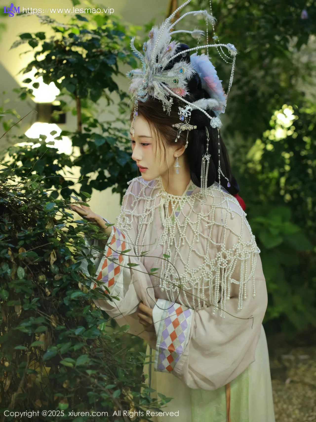 XiuRen 秀人 No.10736 金允希Yuki 女儿国国王主题 - 23