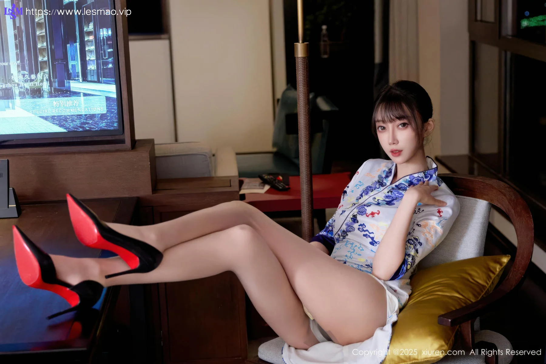 XiuRen 秀人 No.10741 玥儿玥er 空姐制服诱惑 - 28