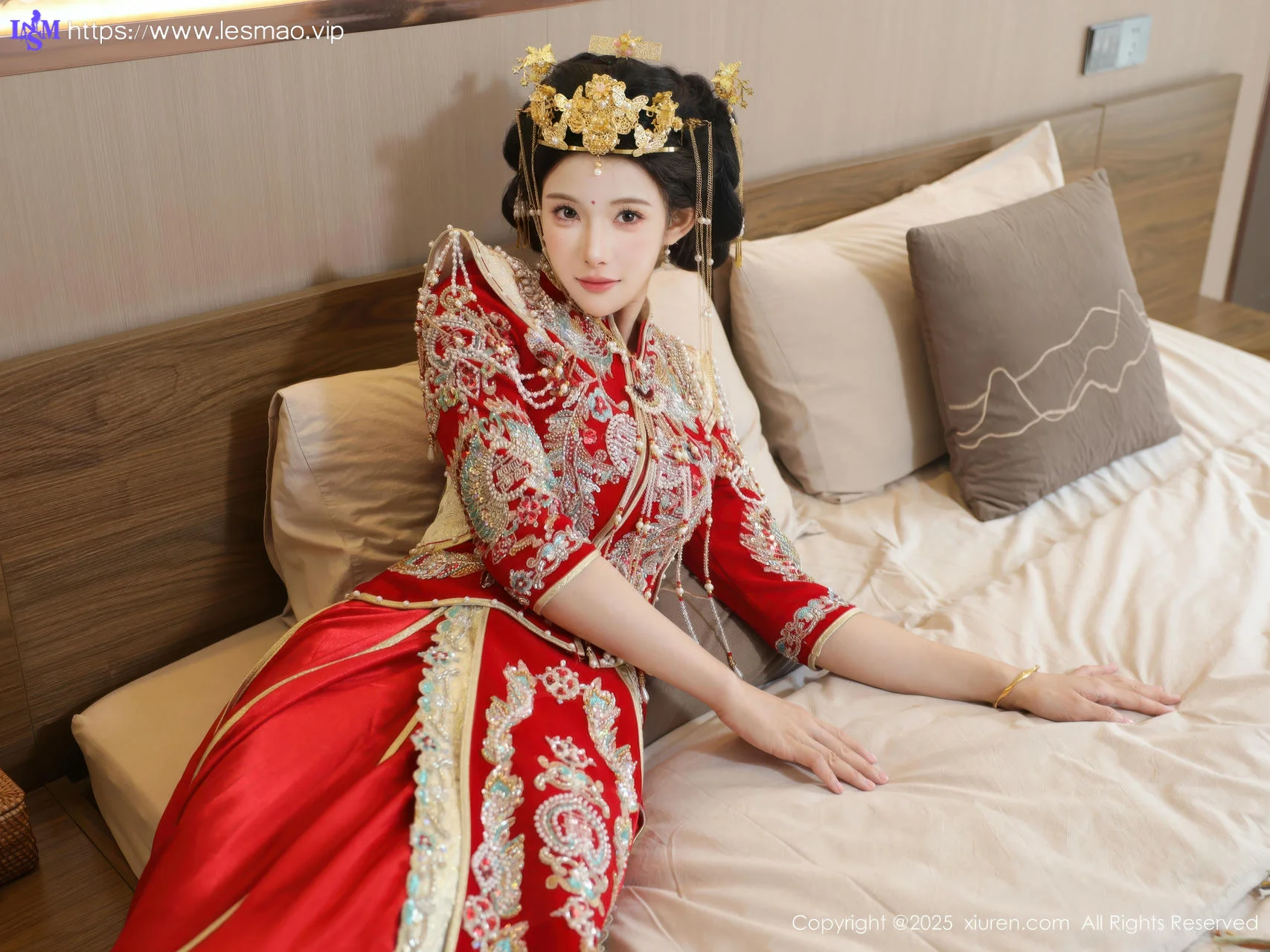 XiuRen 秀人 No.10742 梨霜儿 红色新娘服饰 - 23