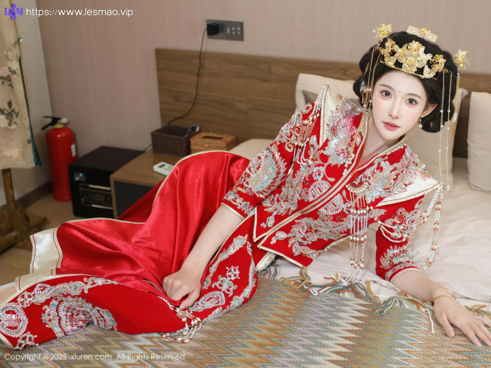 XiuRen 秀人 No.10742 梨霜儿 红色新娘服饰 - 26