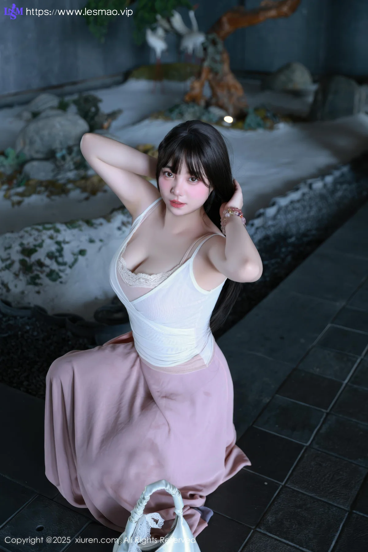XiuRen 秀人 No.10746 软情 粉色内衣曼妙身姿 - 12