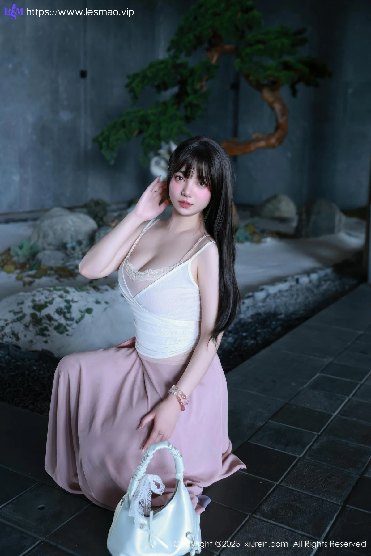 XiuRen 秀人 No.10746 软情 粉色内衣曼妙身姿 - 13
