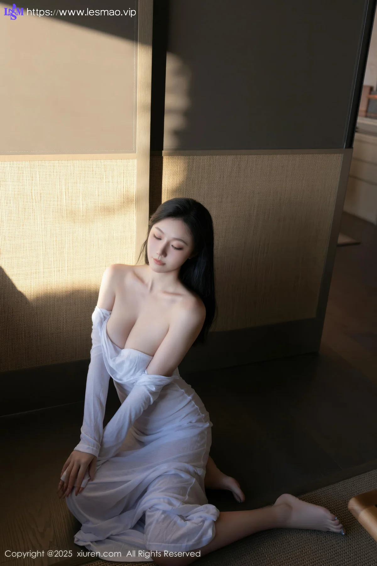 XiuRen 秀人 No.10747 安然anran 白色连衣裙诱人肉色丝袜 - 78