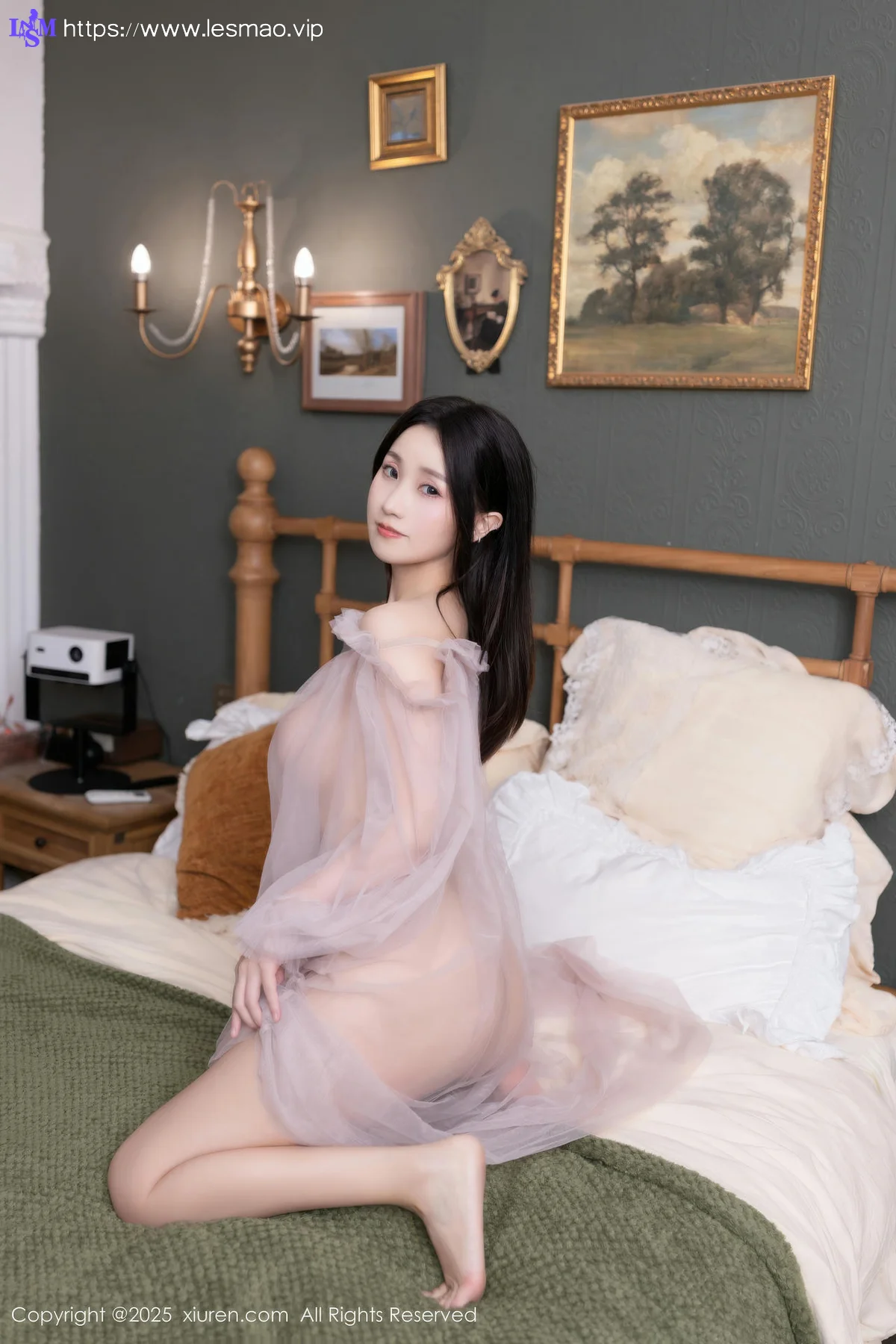 XiuRen 秀人 No.10752 杏子Yada 性感轻透粉纱 - 32