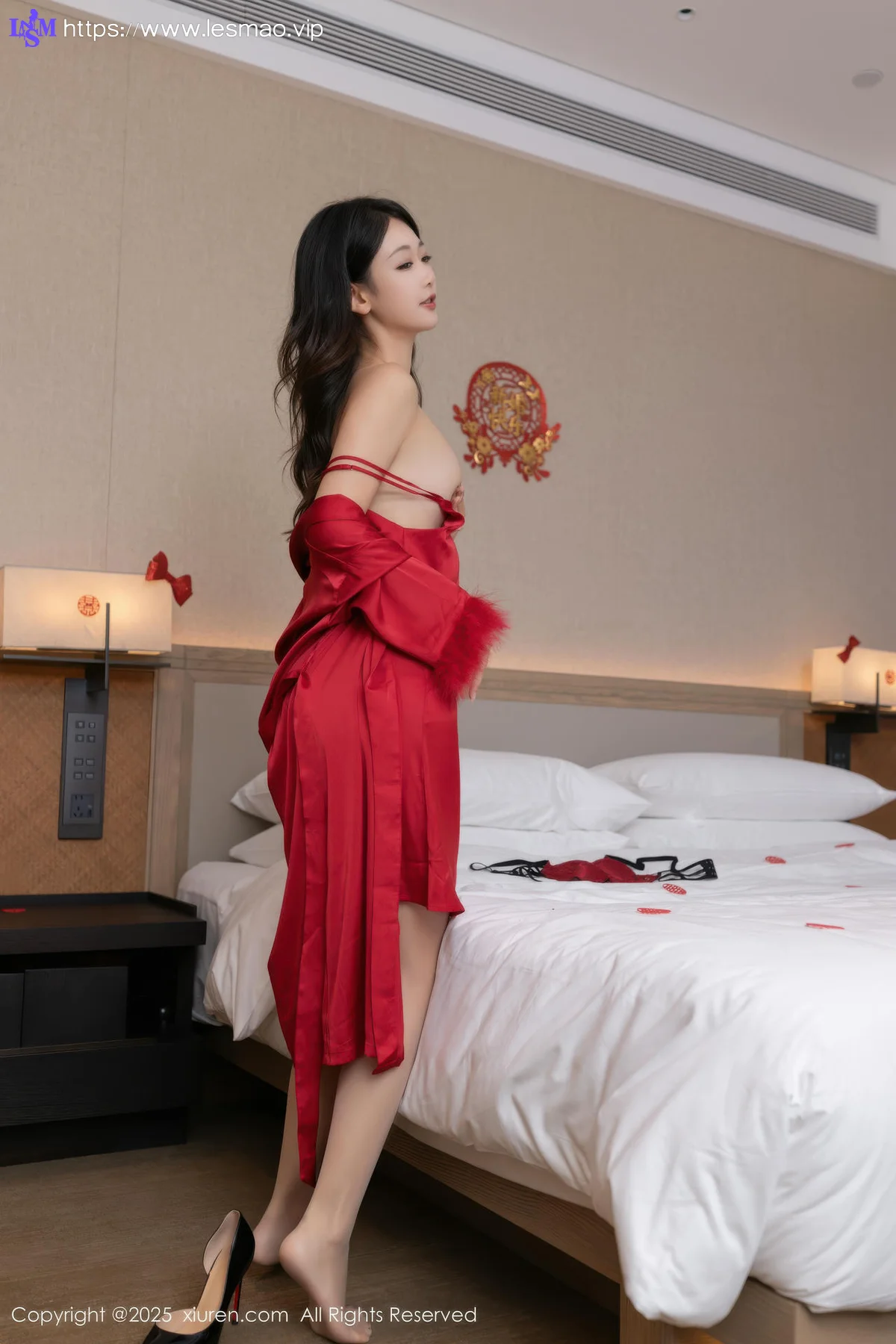 XiuRen 秀人 No.10768 唐安琪 红色睡衣肉色丝袜 - 40