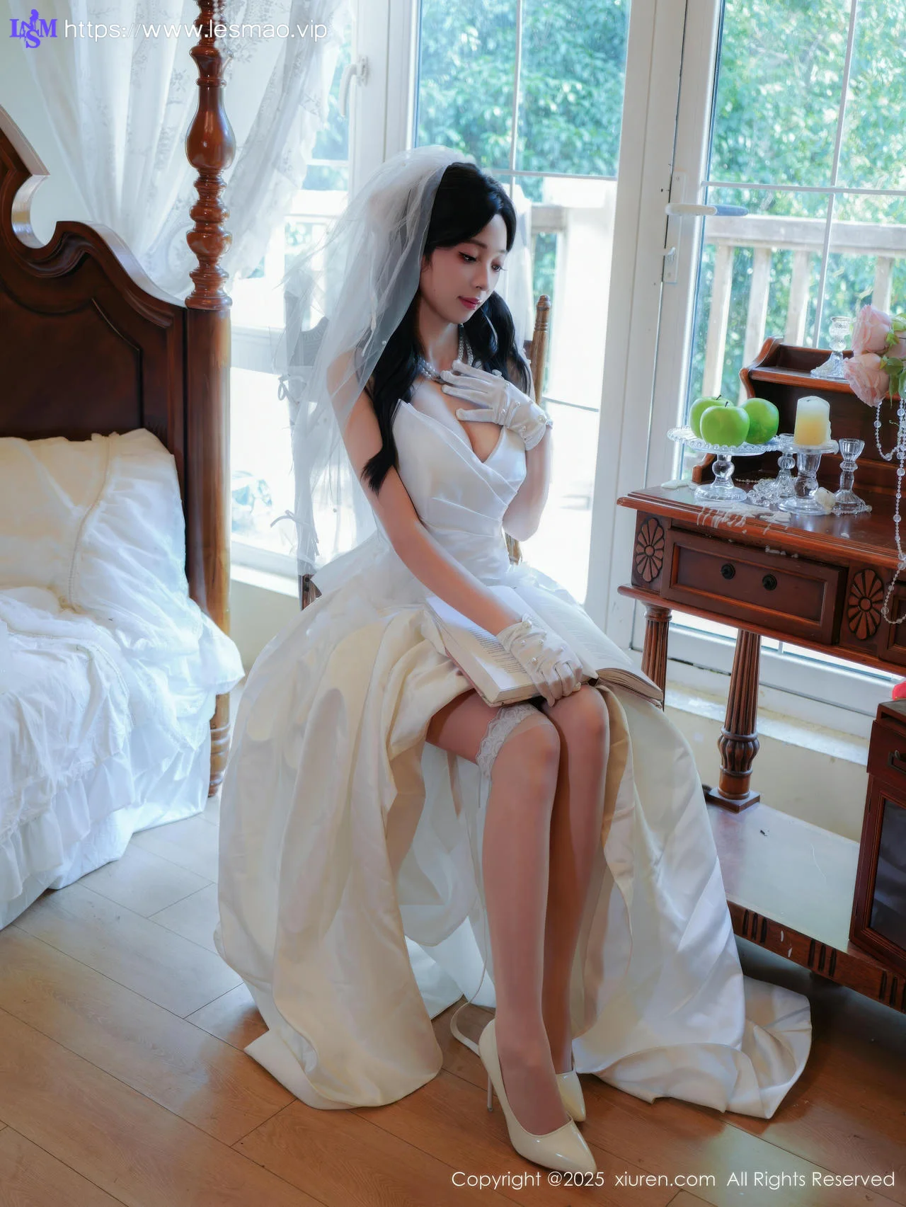 XiuRen 秀人 No.10769 朱朱molly 白色婚纱白色丝袜 - 13