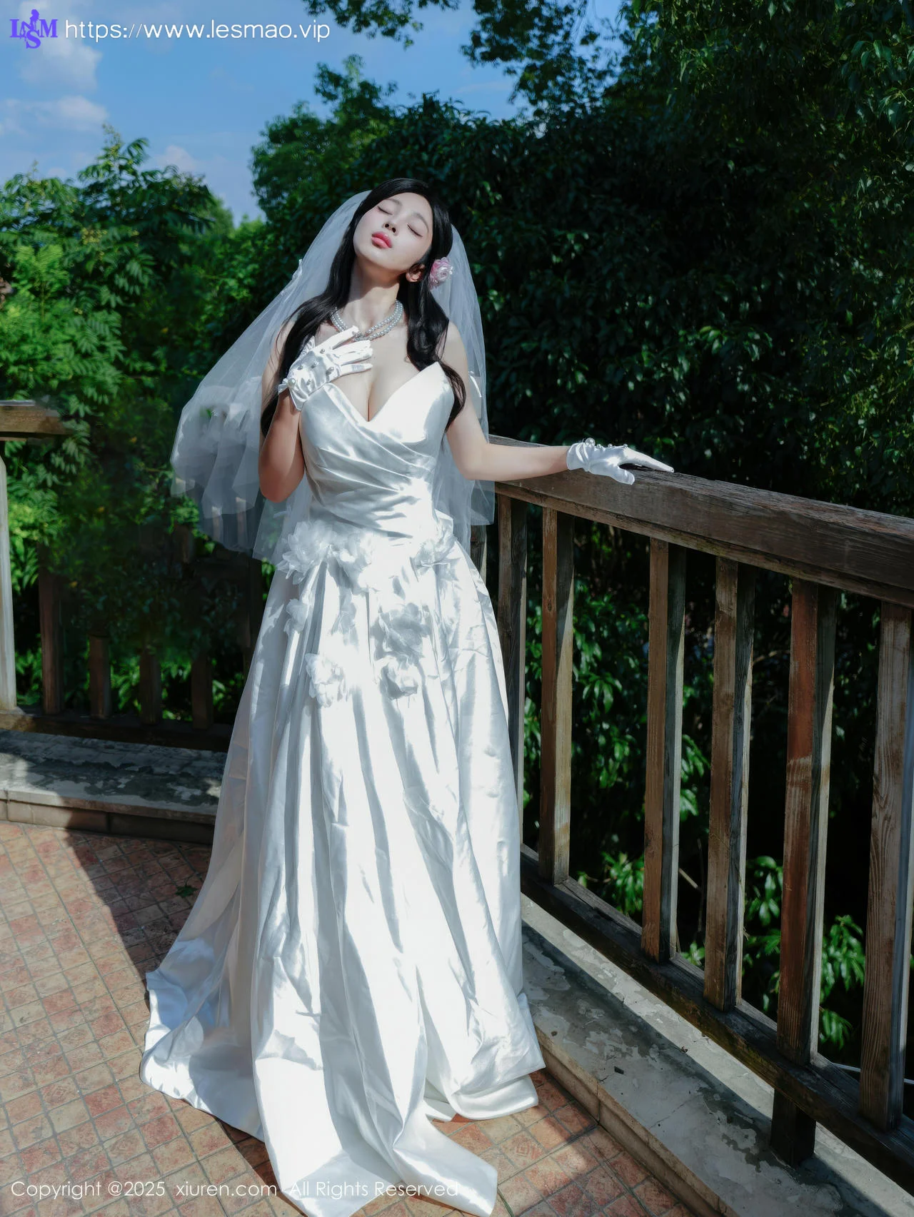 XiuRen 秀人 No.10769 朱朱molly 白色婚纱白色丝袜 - 18