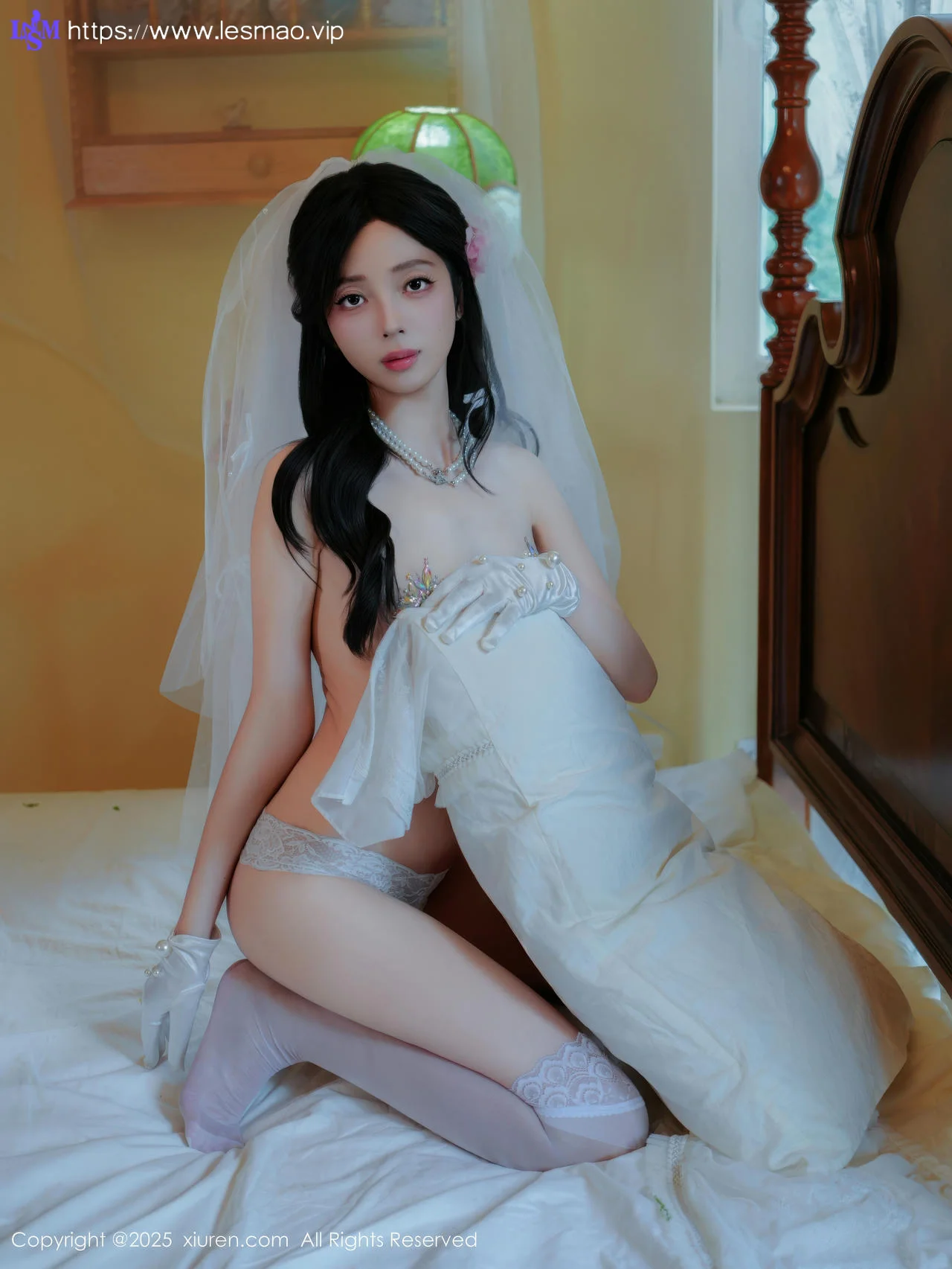 XiuRen 秀人 No.10769 朱朱molly 白色婚纱白色丝袜 - 40