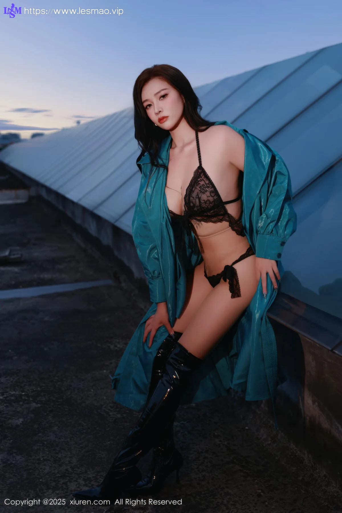 XiuRen 秀人 No.10776 娜比 蓝色风衣情趣内衣 - 41