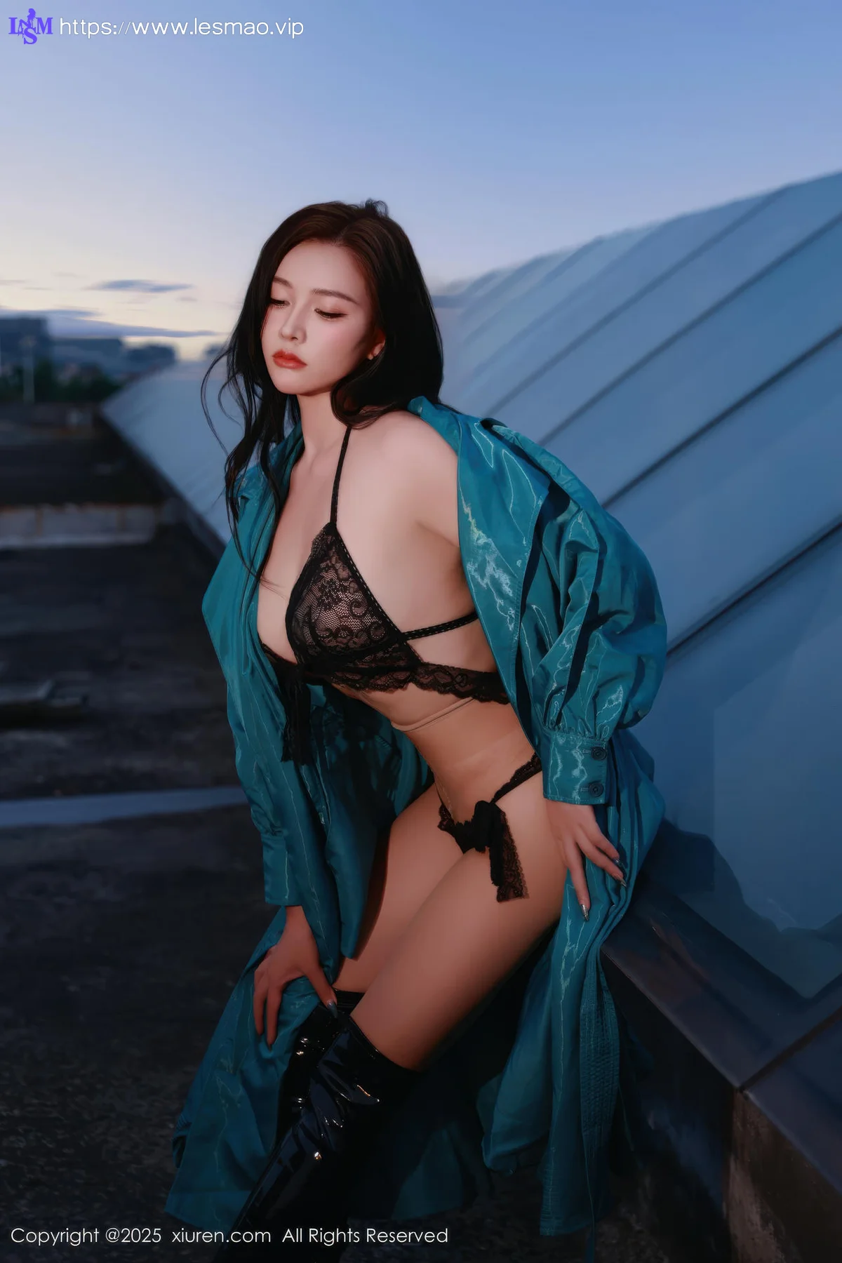 XiuRen 秀人 No.10776 娜比 蓝色风衣情趣内衣 - 42