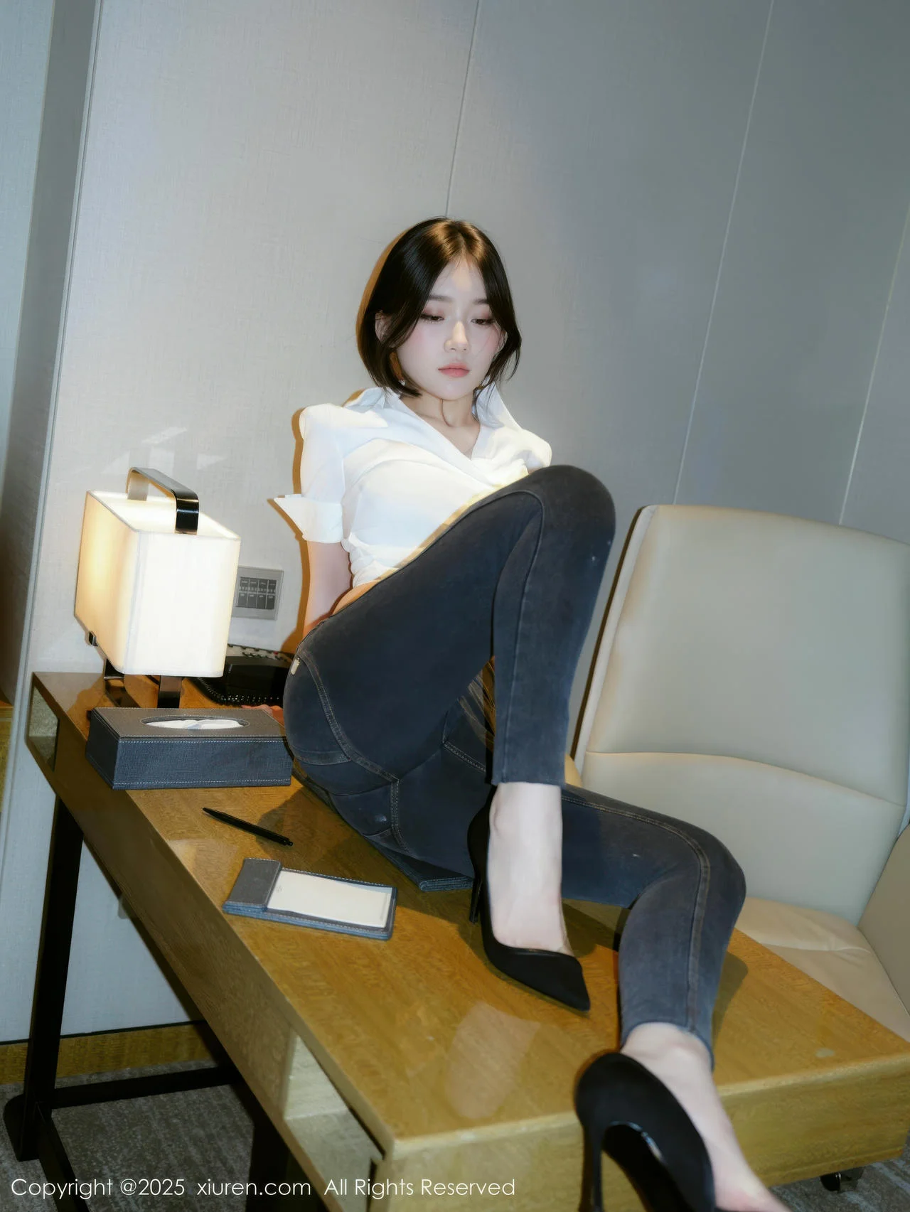 XiuRen 秀人 No.10785 汁汁  白T搭配简约长裤 - 28