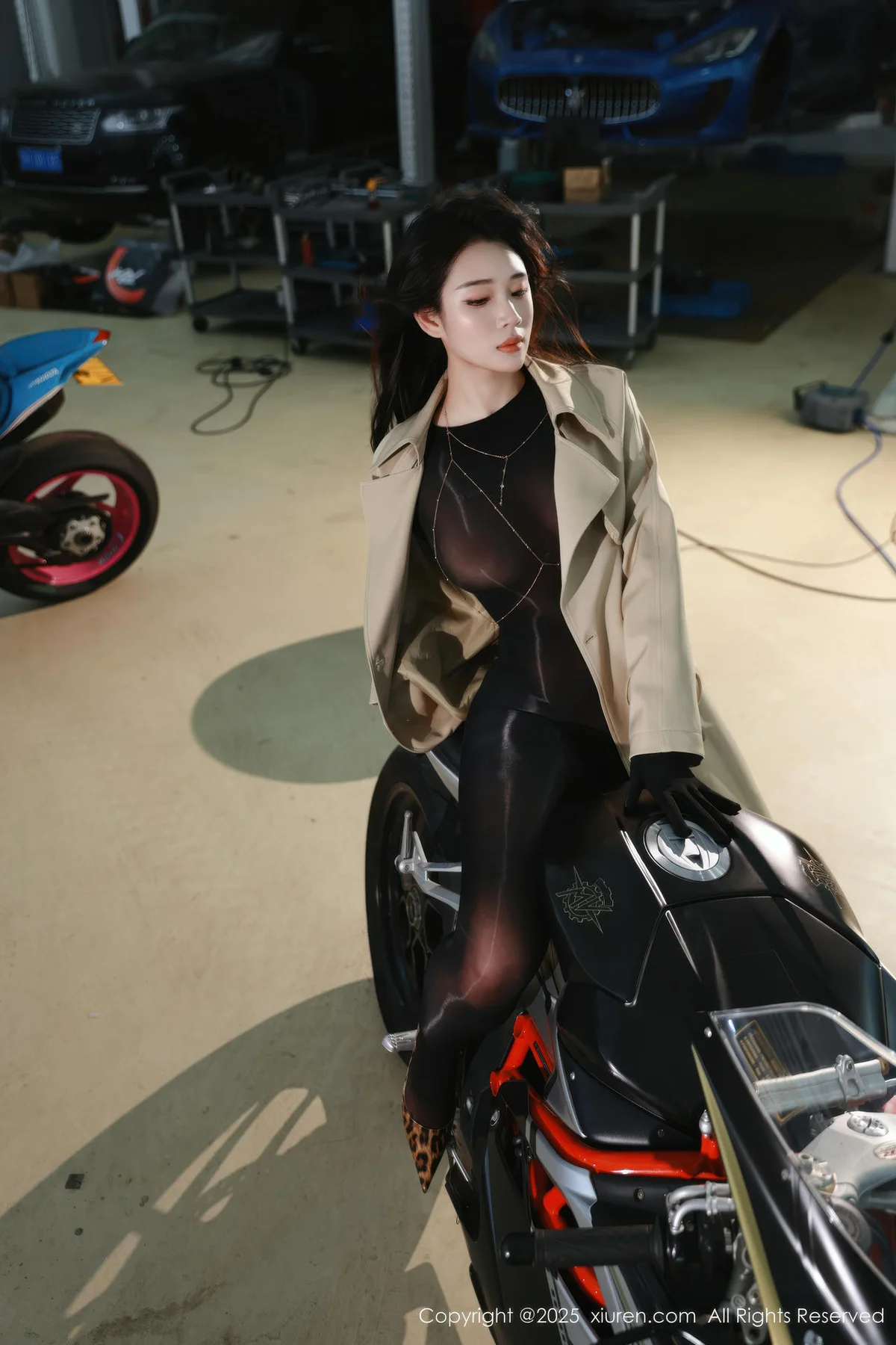 XiuRen 秀人 No.10788 南乔 杏色风衣连体丝袜 - 14