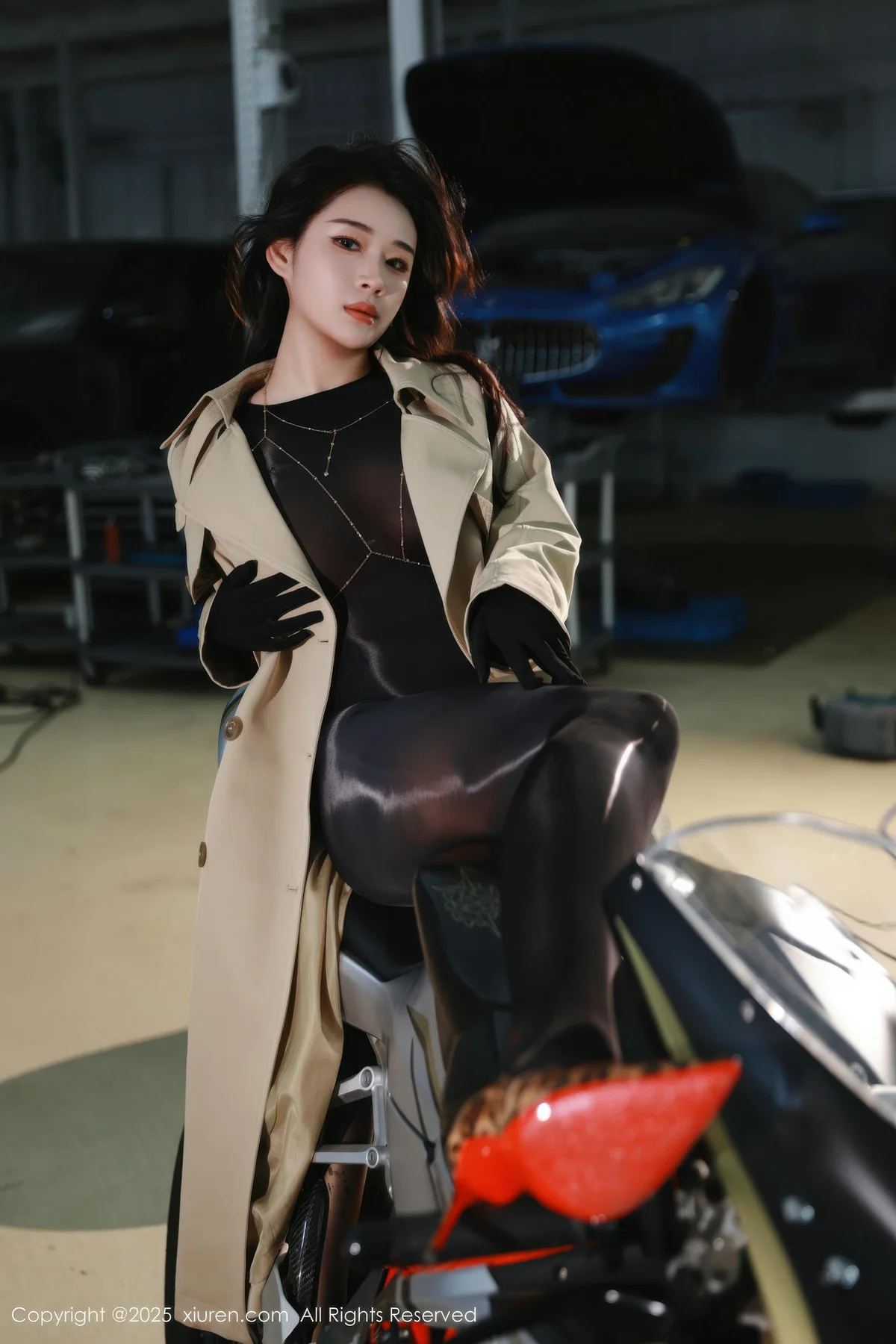XiuRen 秀人 No.10788 南乔 杏色风衣连体丝袜 - 16