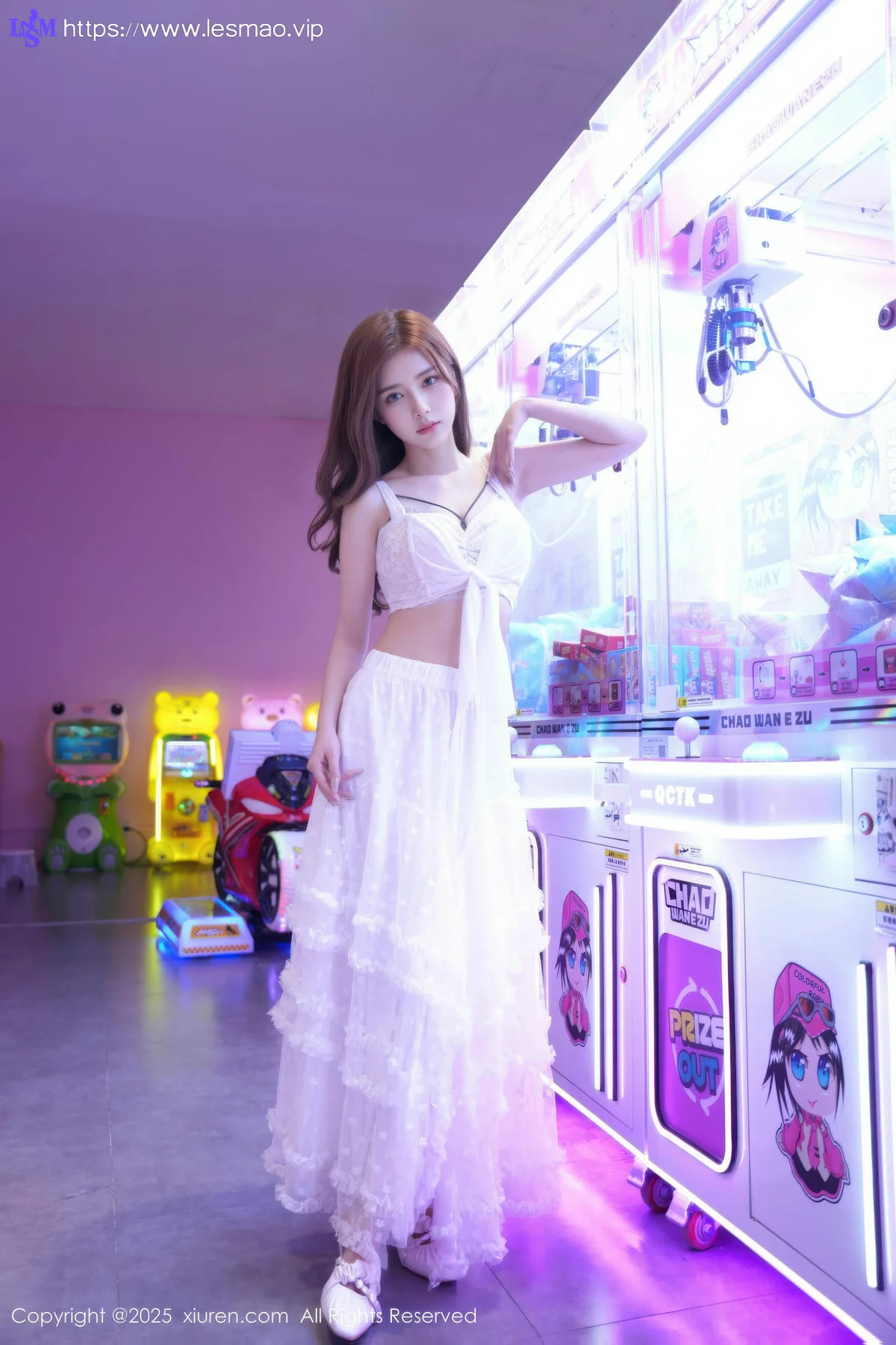 XiuRen 秀人 No.10791 拍黄瓜girl 白色连衣裙 - 10