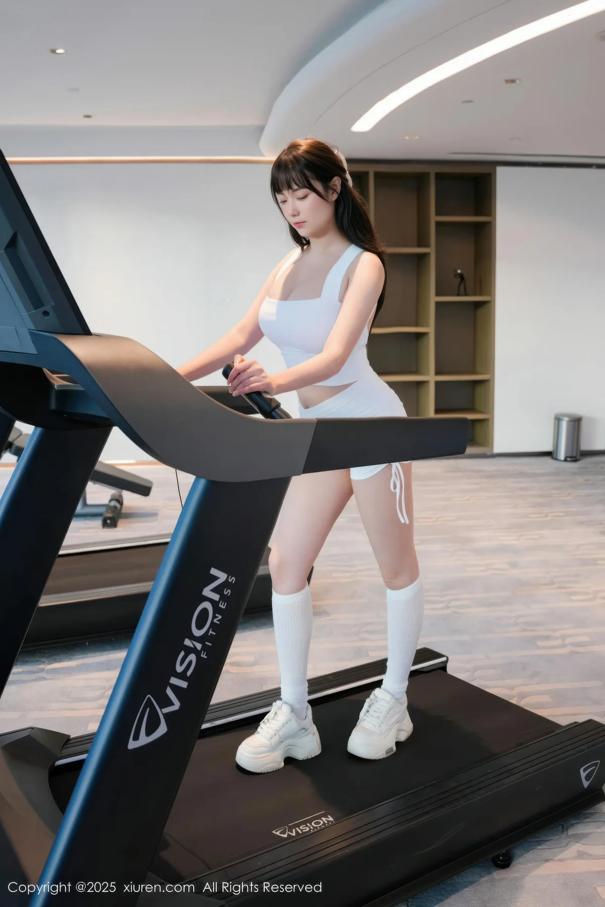 XiuRen 秀人 No.10808 软情 健身房场景拍摄 - 16