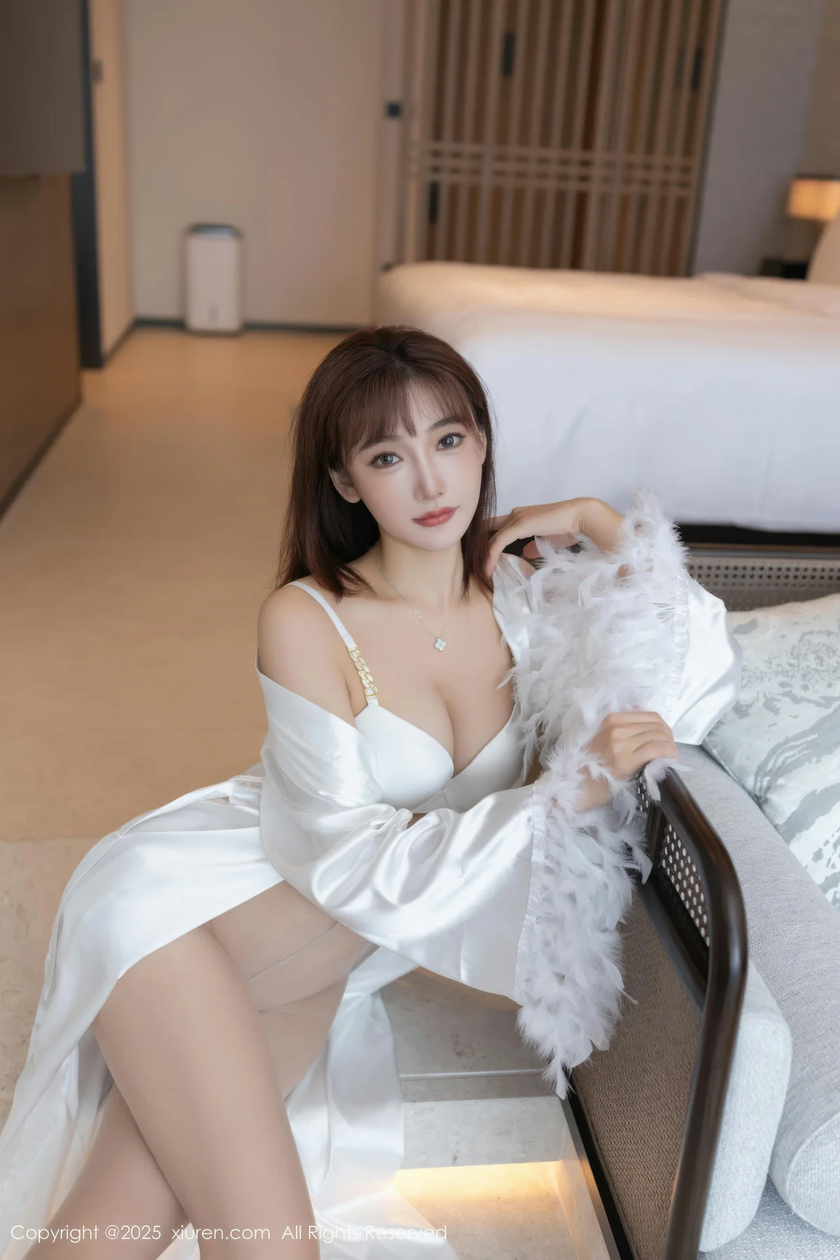 XiuRen 秀人 No.10809 陆萱萱 诱人肉色丝袜 - 25
