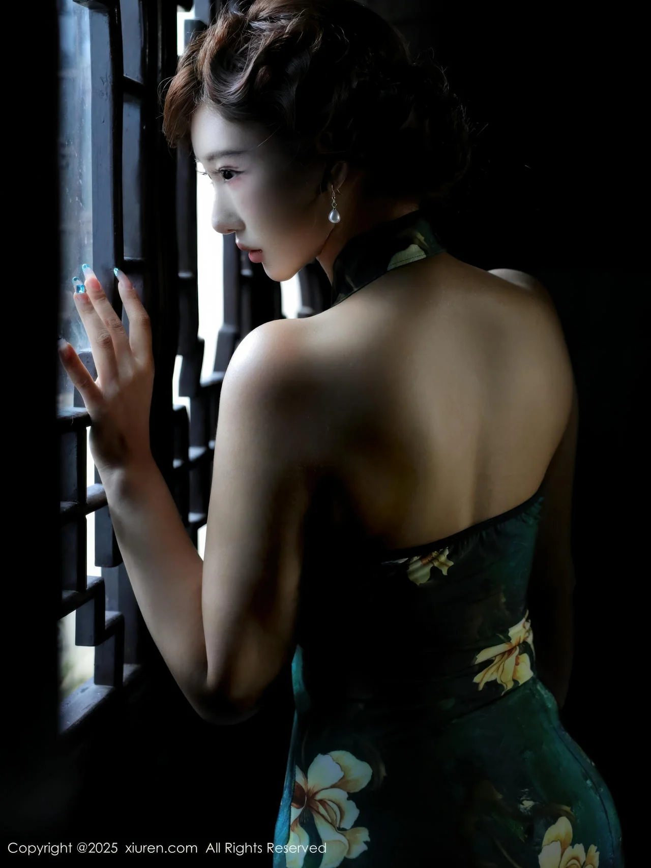 XiuRen 秀人 No.10815 金允希Yuki 绿色旗袍肉丝 - 43