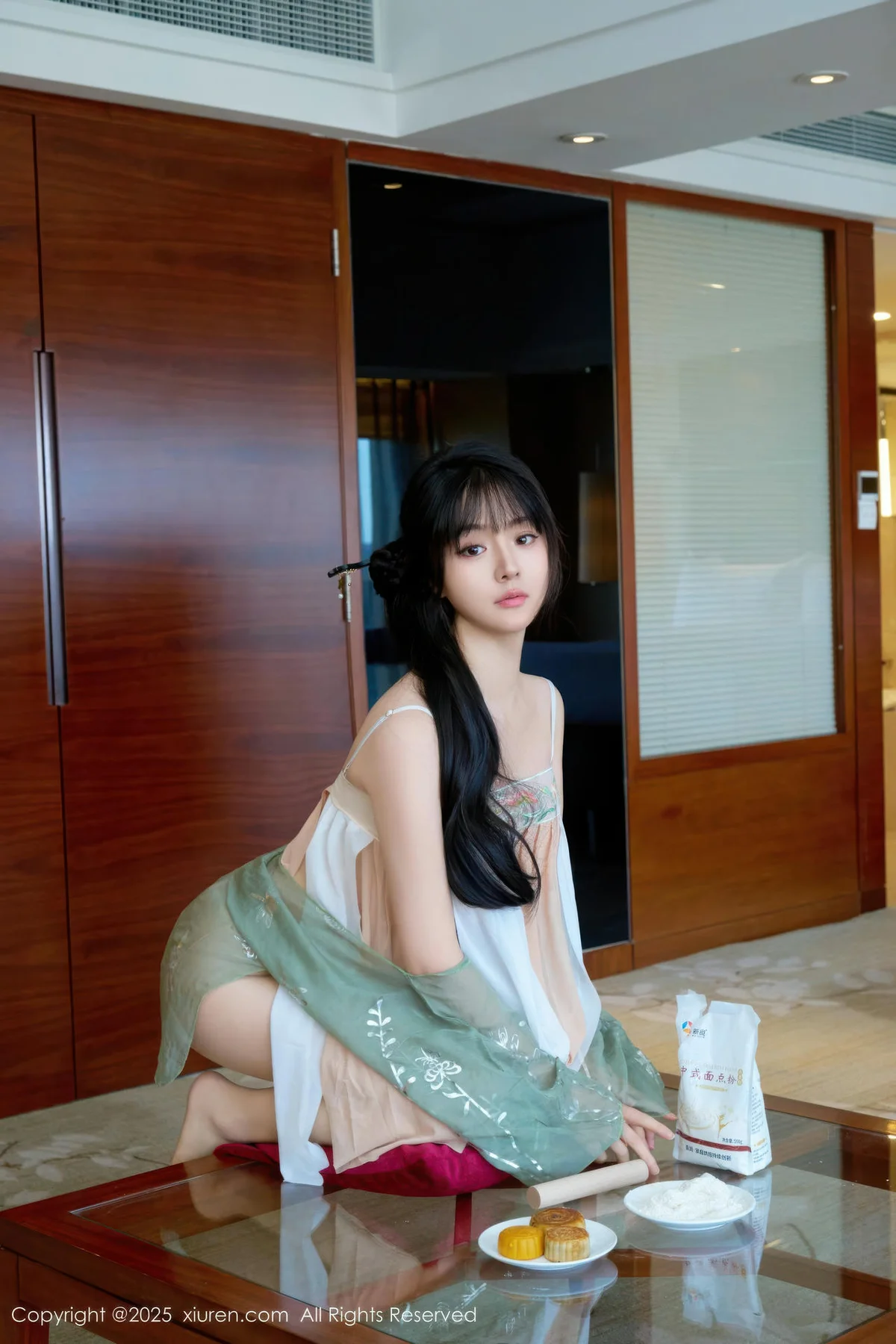 XiuRen 秀人 No.10818 沈南汐RuRu 童颜巨乳中秋主题拍摄 - 22