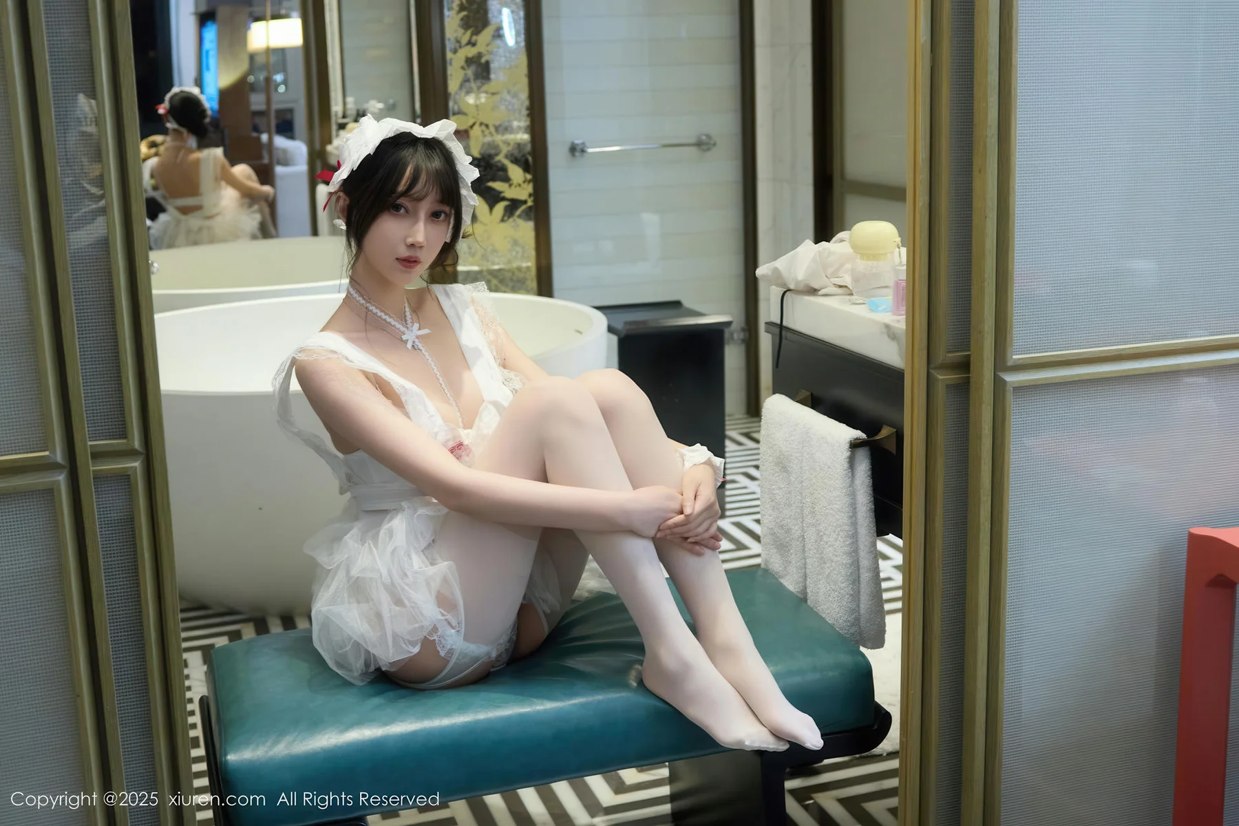 XiuRen 秀人 No.10827 玥儿玥er 萝莉女仆装扮 - 23
