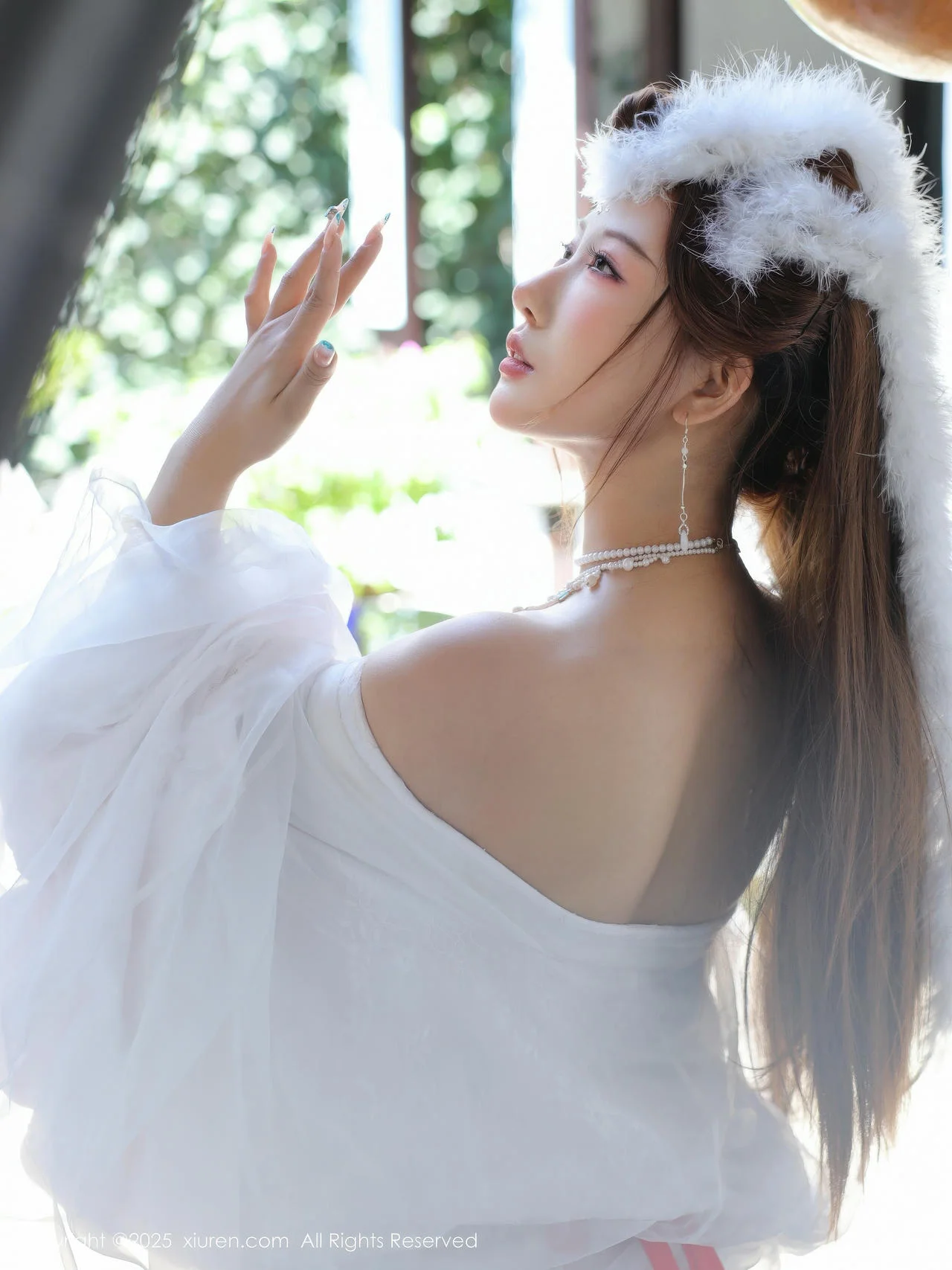 XiuRen 秀人 No.10843 金允希Yuki 白色锦毛鼠装扮 - 19