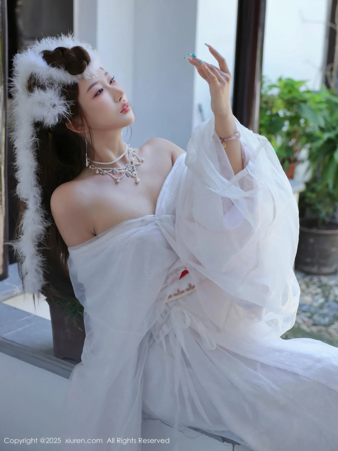 XiuRen 秀人 No.10843 金允希Yuki 白色锦毛鼠装扮 - 27