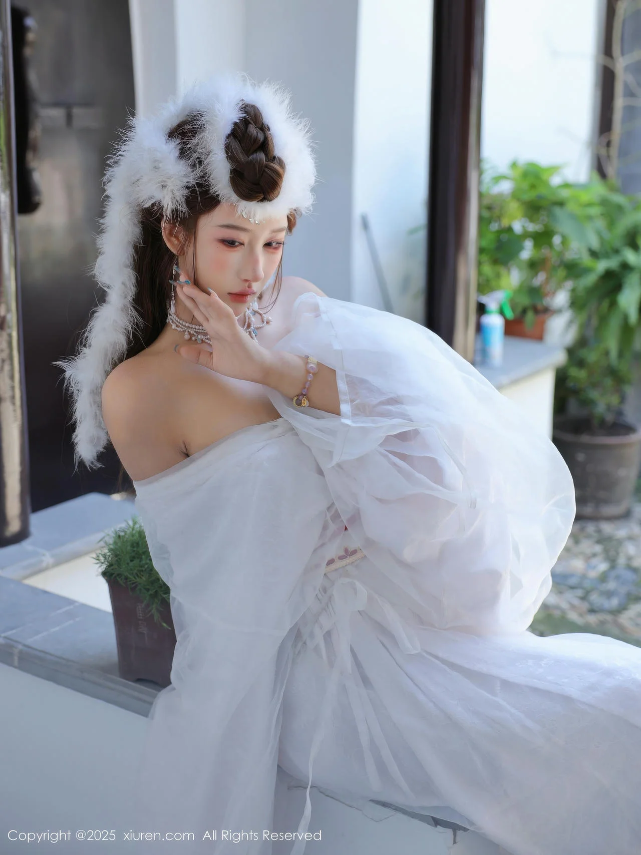XiuRen 秀人 No.10843 金允希Yuki 白色锦毛鼠装扮 - 28