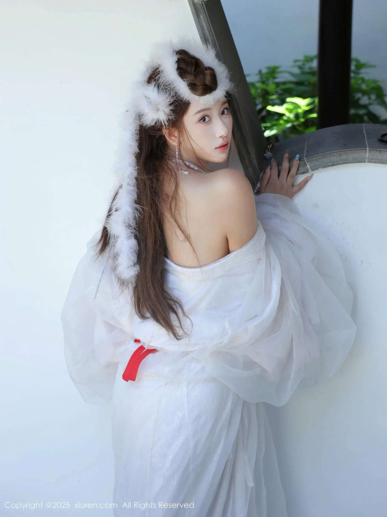 XiuRen 秀人 No.10843 金允希Yuki 白色锦毛鼠装扮 - 48