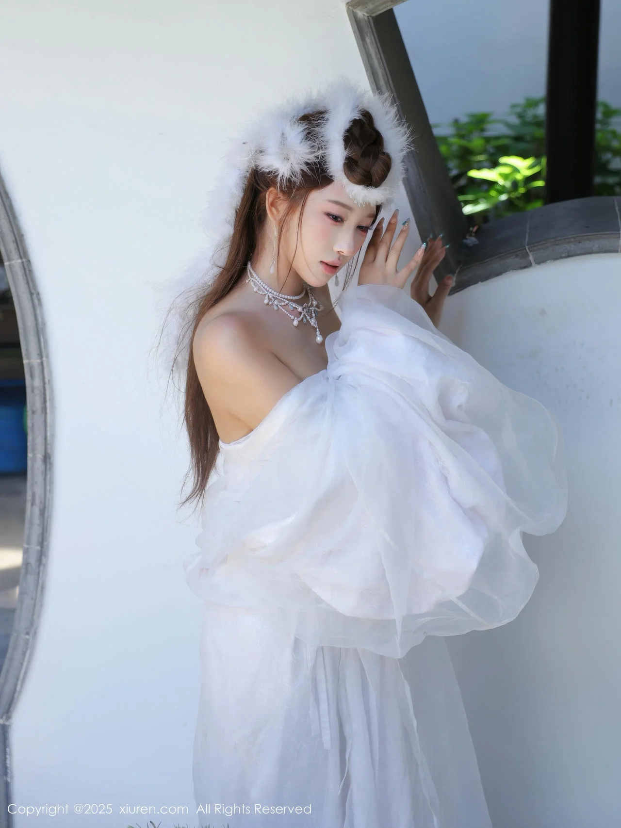 XiuRen 秀人 No.10843 金允希Yuki 白色锦毛鼠装扮 - 49