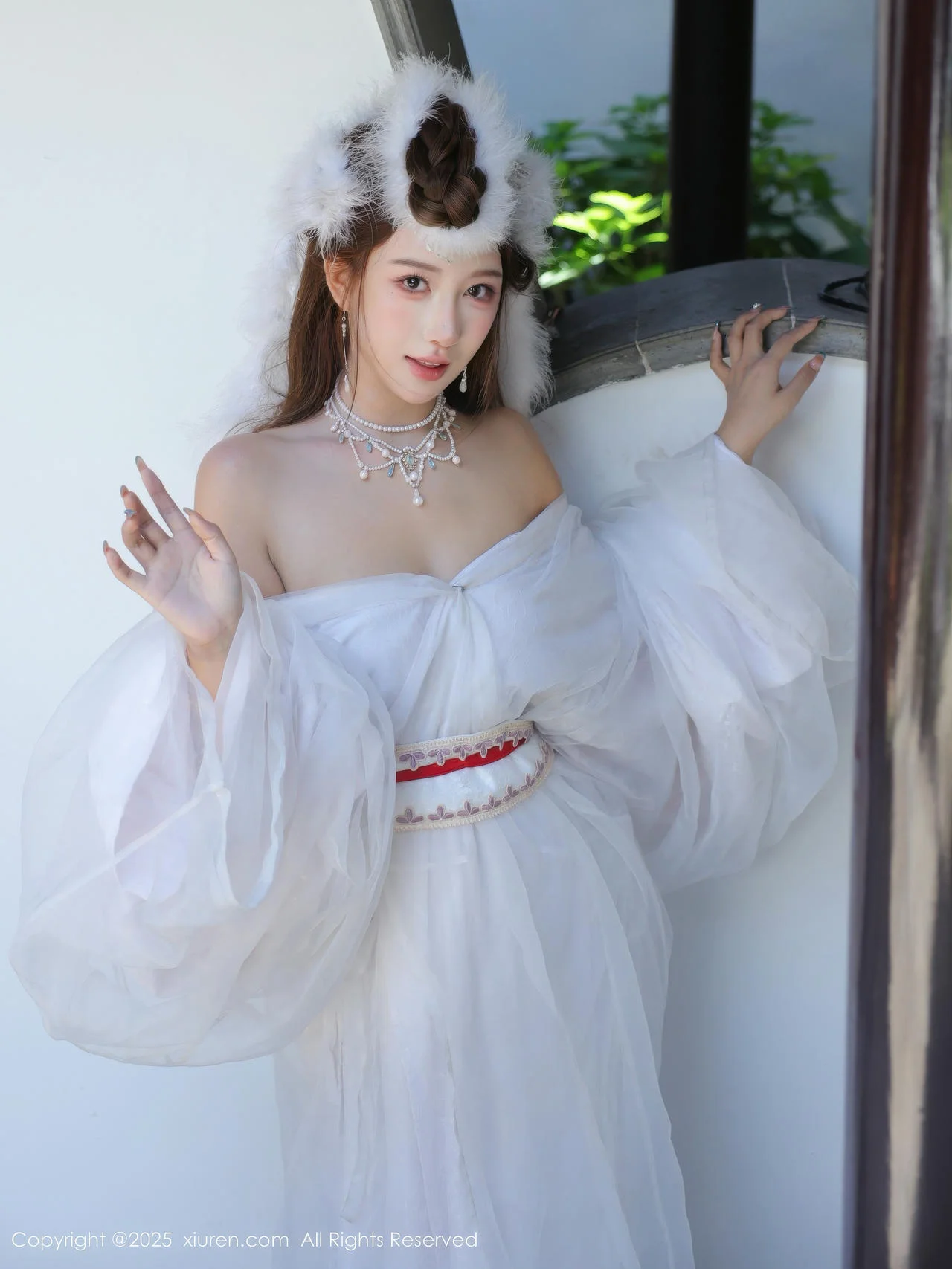 XiuRen 秀人 No.10843 金允希Yuki 白色锦毛鼠装扮 - 50
