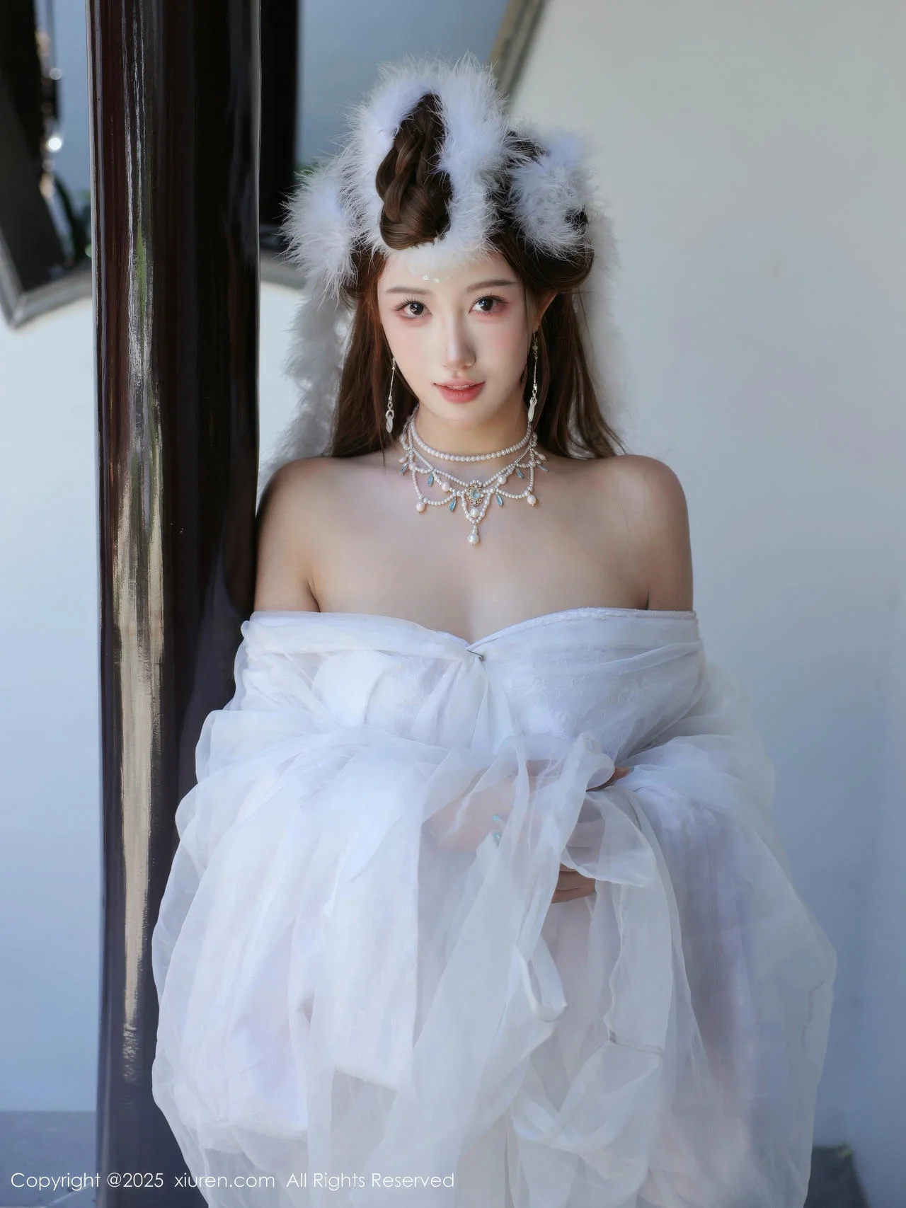 XiuRen 秀人 No.10843 金允希Yuki 白色锦毛鼠装扮 - 57