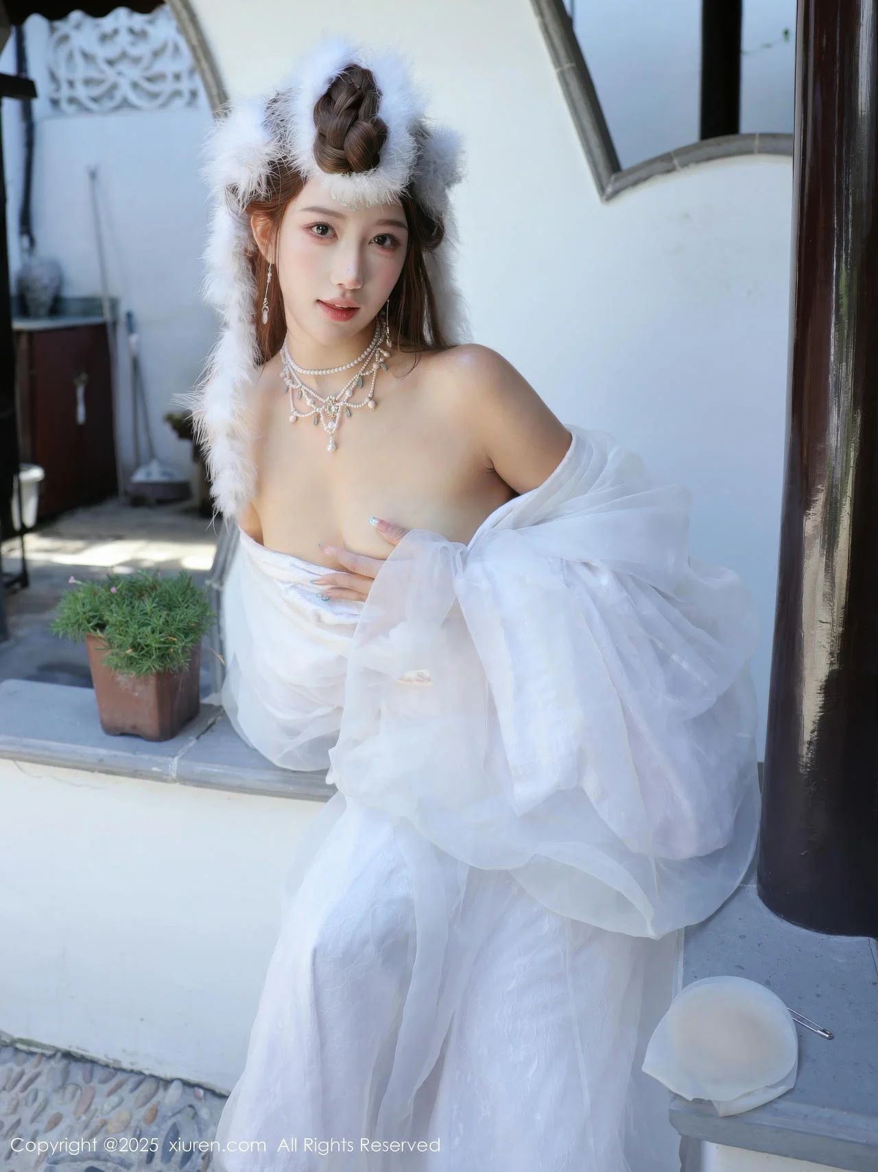 XiuRen 秀人 No.10843 金允希Yuki 白色锦毛鼠装扮 - 63