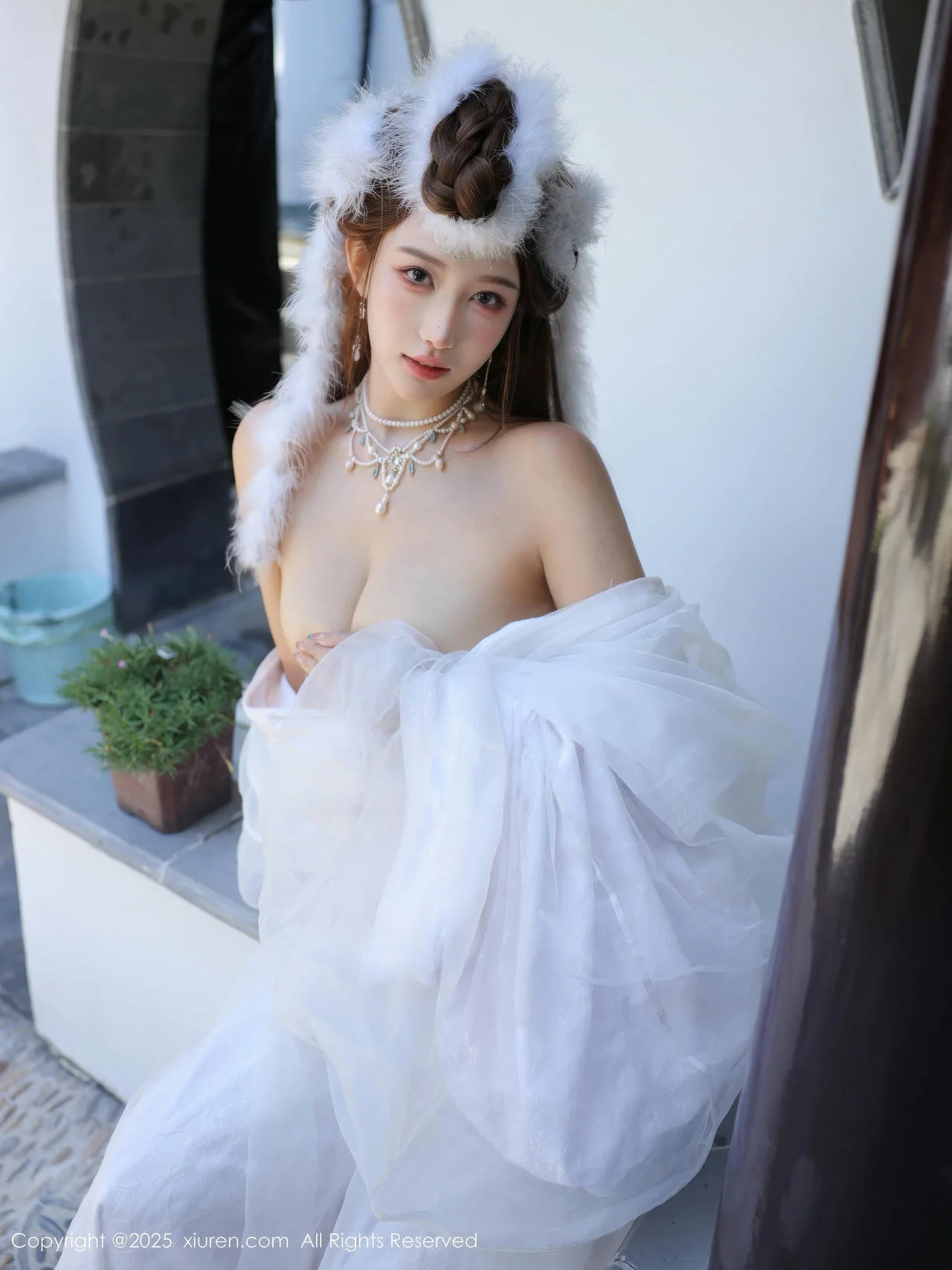 XiuRen 秀人 No.10843 金允希Yuki 白色锦毛鼠装扮 - 65